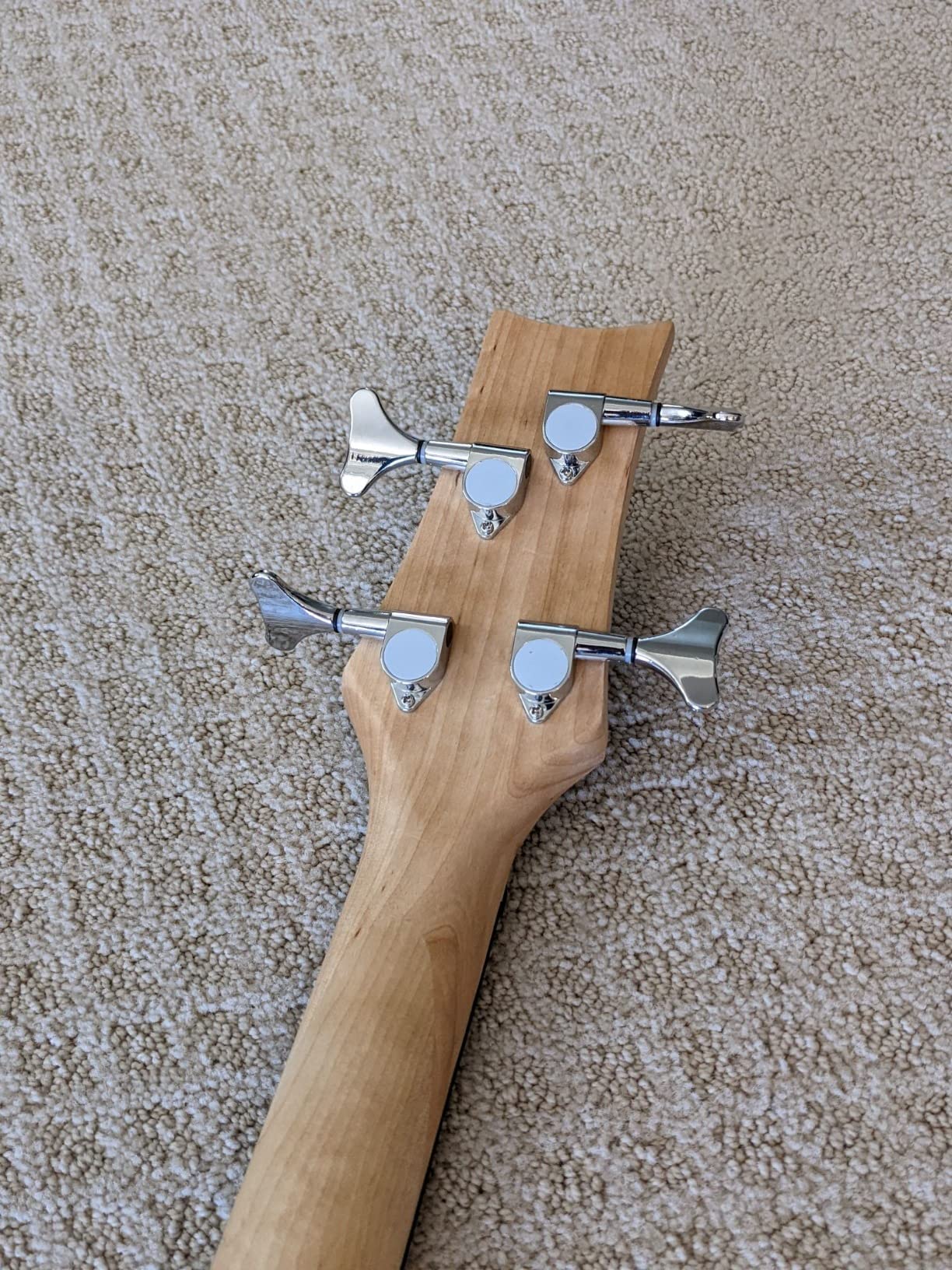 GLARRY Electric Bass Guitar Full Size 4 String Exquisite Stylish Bass with Power Line, Bag and Wrench Tool (Natural Wood) customer photo 1