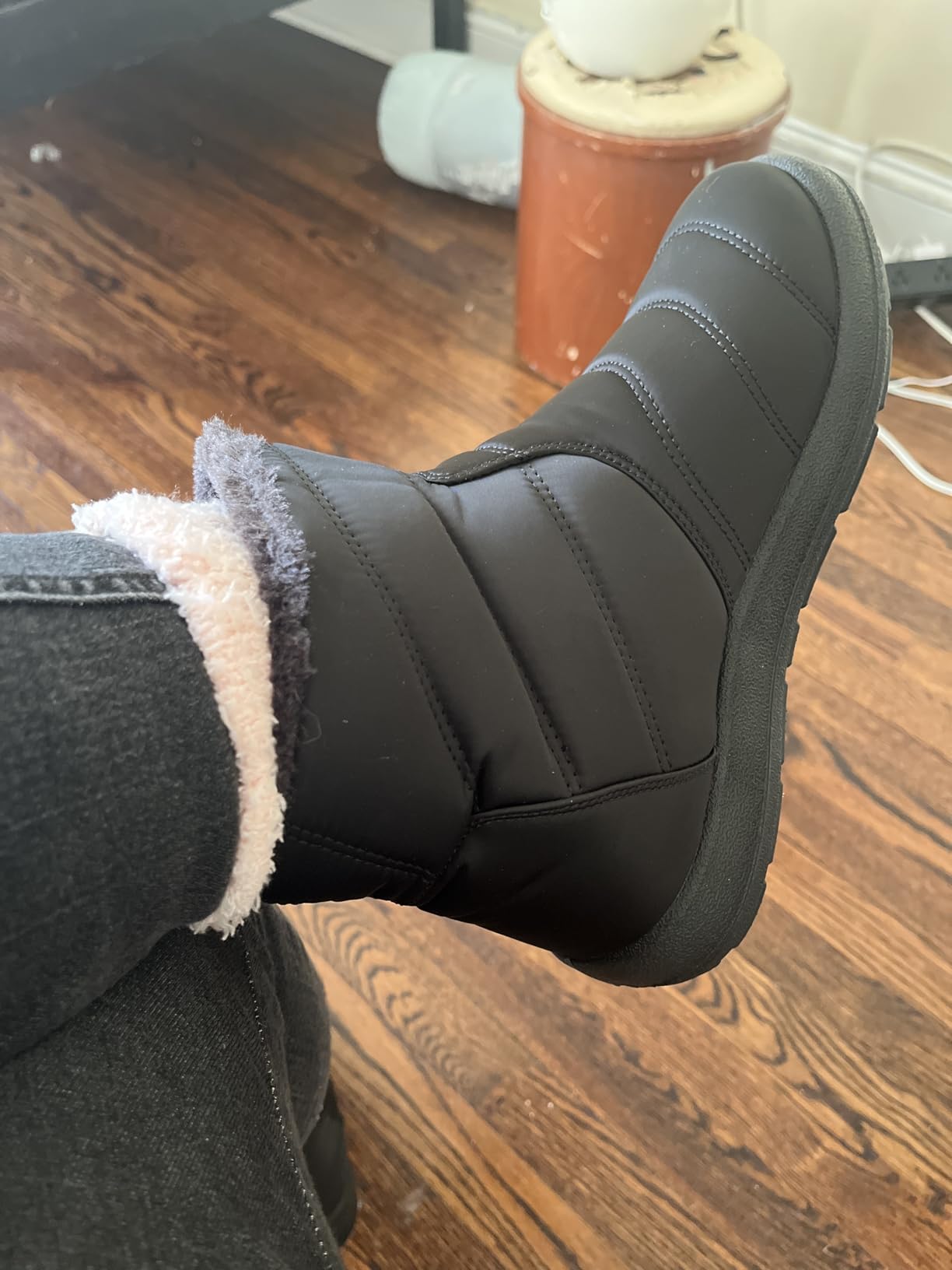 Hsyooes Womens Warm Fur Lined Winter Snow Boots Waterproof Ankle Boots Outdoor Booties Comfortable Shoes for Women customer photo 1