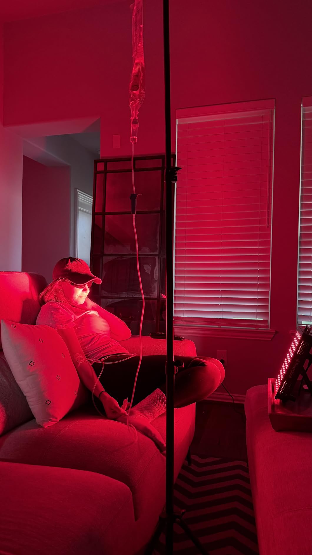 BestQool Red Light Therapy, Dual Chip Elite Grade LED Red Infrared Light Panel with Near-Infrared Light 660nm 850nm High Power, 105W customer photo 1