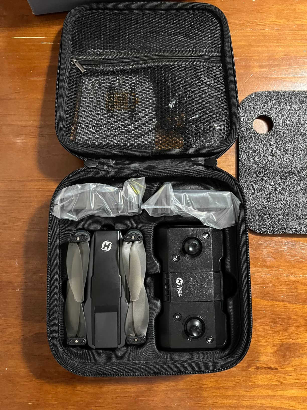 Holy Stone HS440 Foldable FPV Drone with 1080P WiFi Camera for Adult Beginners and Kids; Voice Gesture Control RC Quadcopter with Modular Battery for long flight time, Auto Hover, Carrying Case customer photo 2