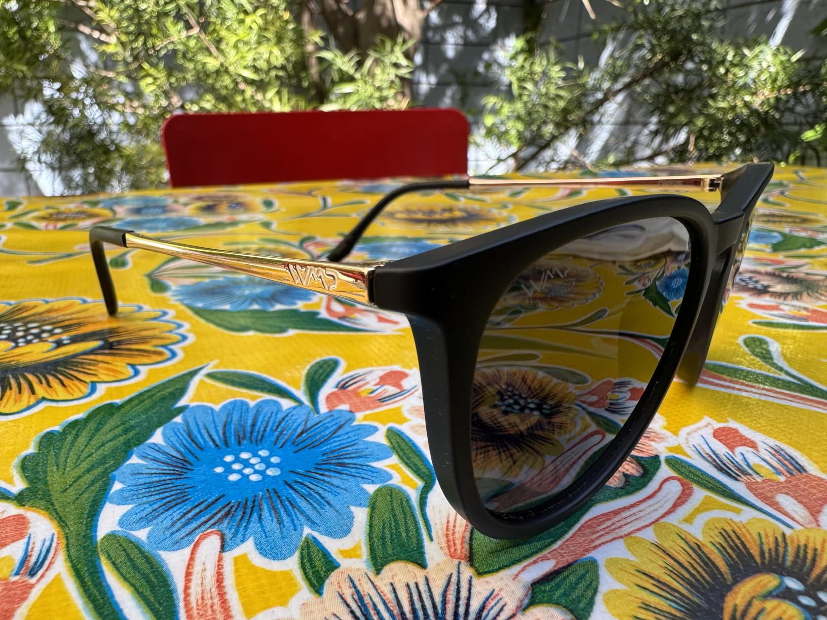 Round Polarized Sunglasses for Women - UV400 Protection, Lightweight Frame, Vintage Retro Style customer photo 1