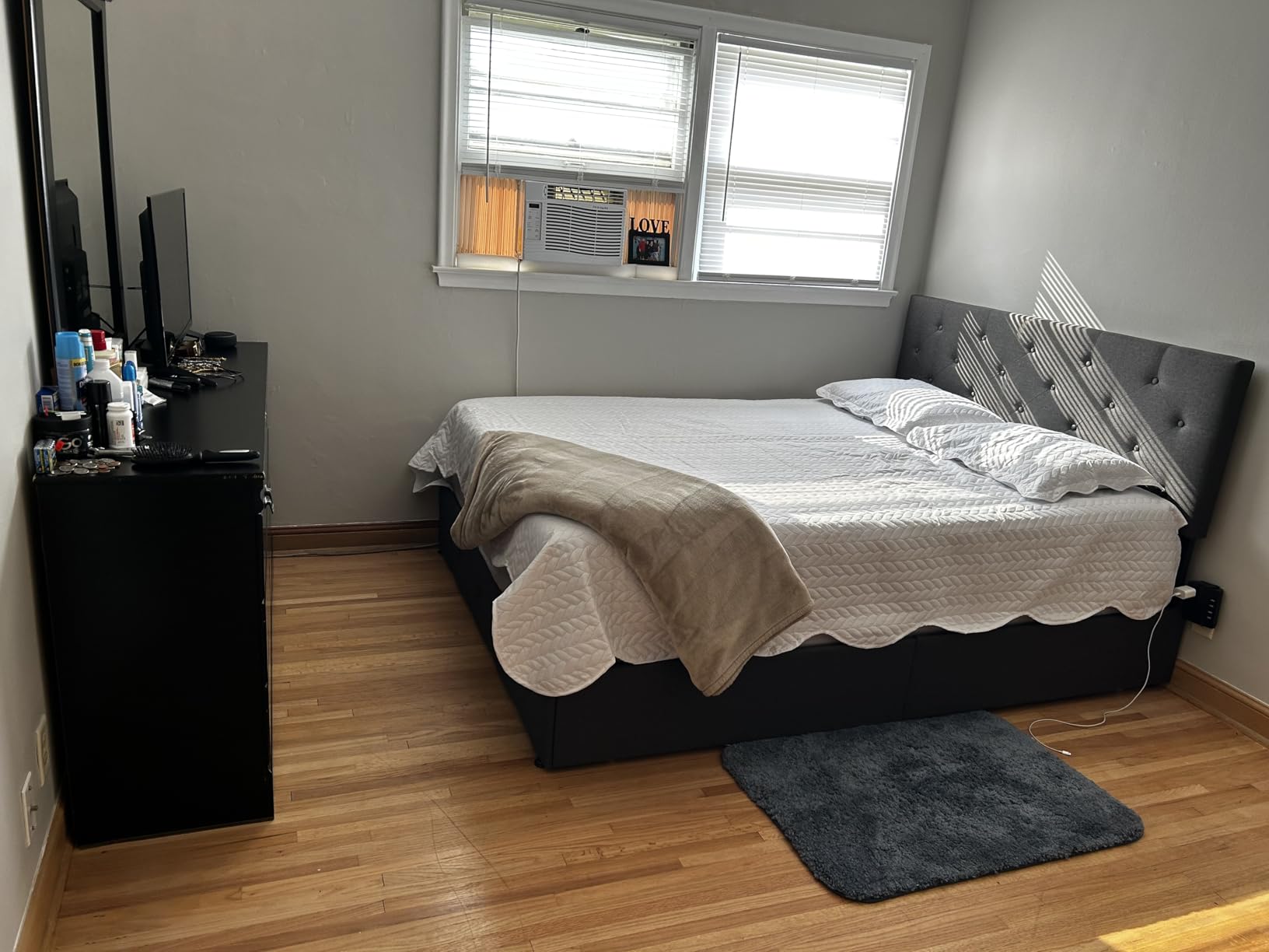 Allewie Upholstered Queen Size Platform Bed Frame with 4 Storage Drawers and Headboard, Square Stitched Button Tufted, Mattress Foundation with Wooden Slats Support, No Box Spring Needed, Light Grey customer photo 2