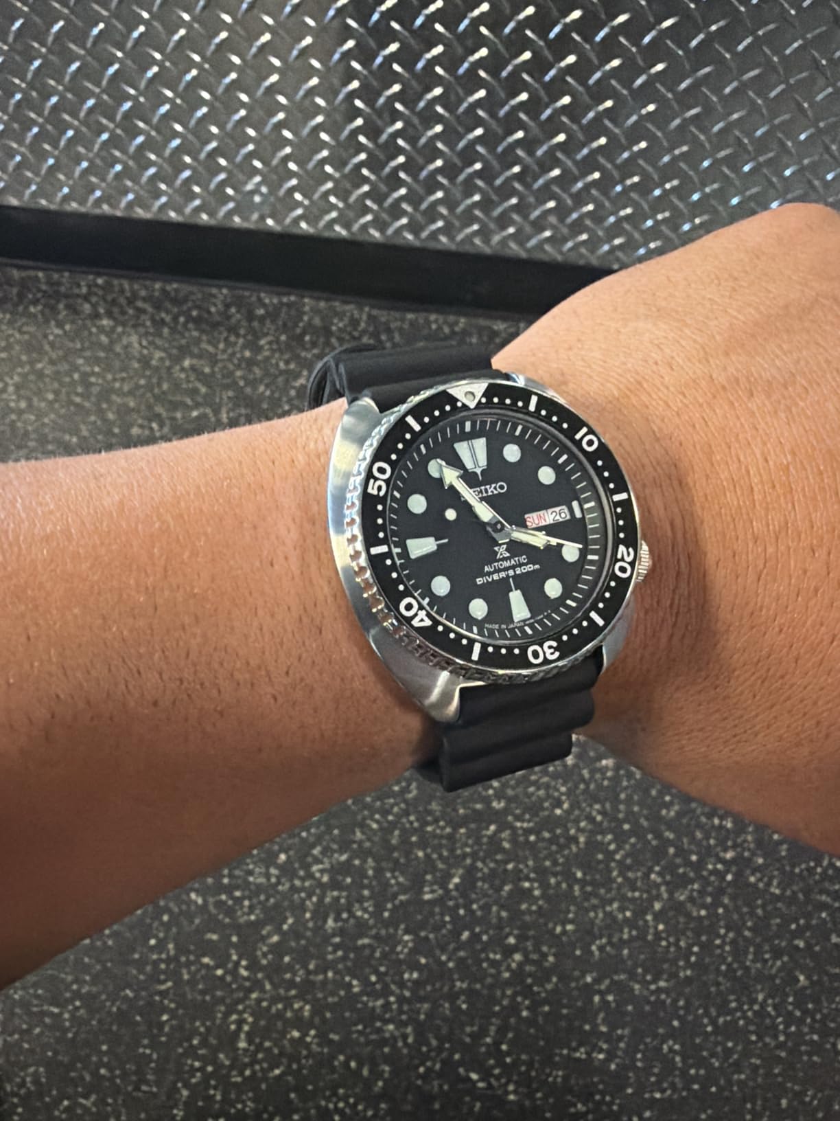 Seiko Prospex Automatic Diver Watch - Rotating Bezel - 200m Water-Resistant customer photo 1