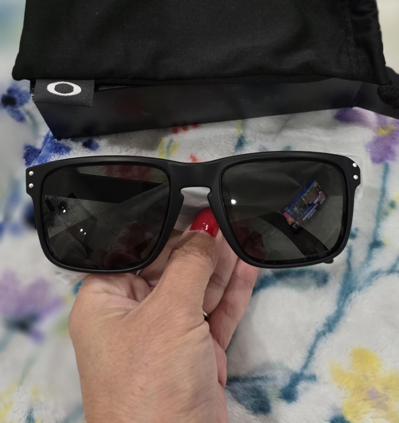 Oakley Mens OO9102 Holbrook Polarized Square Sunglasses customer photo 2