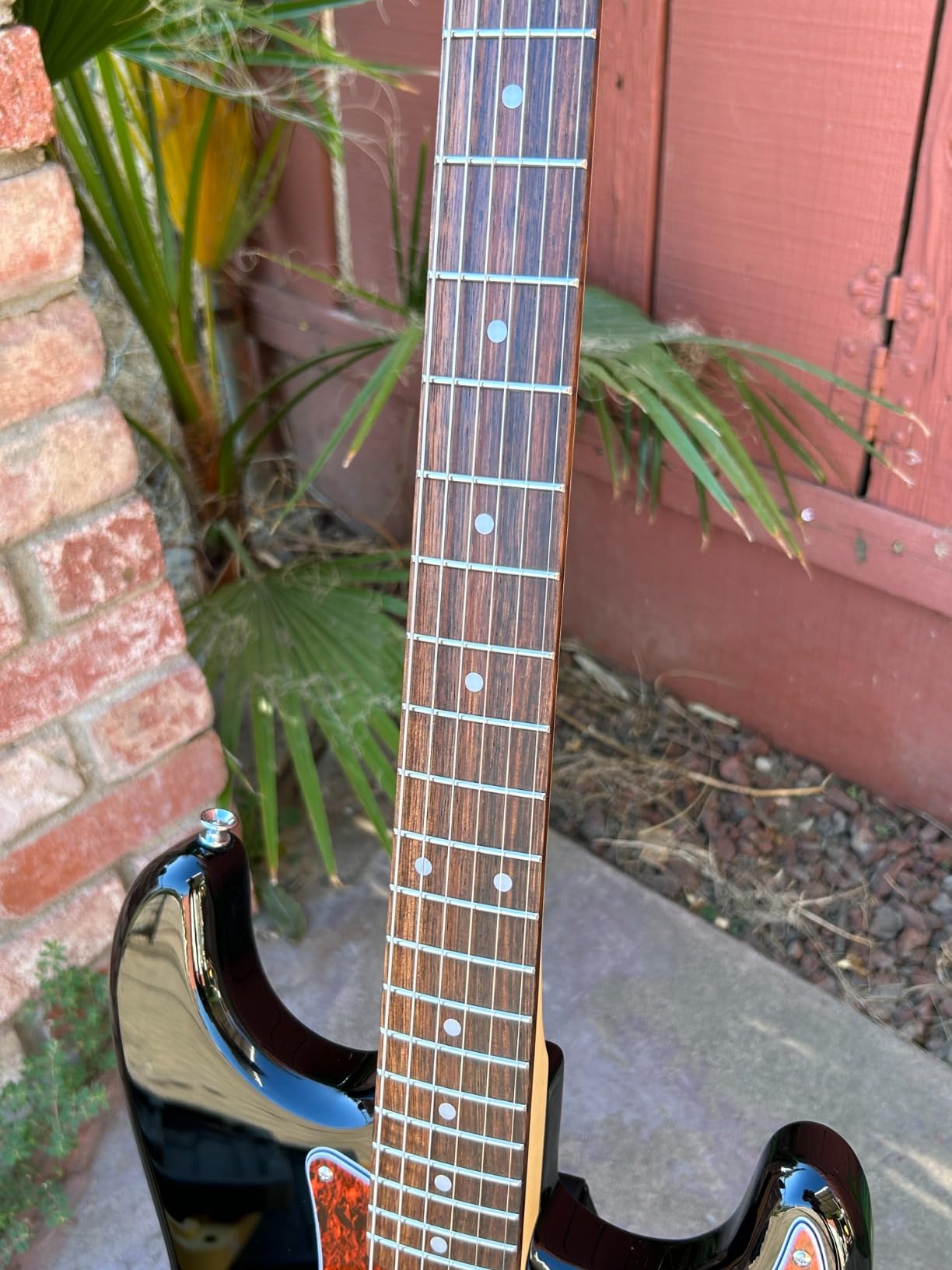 Fender Squier Affinity Stratocaster HSS - Metallic Black Bundle with Frontman 10G Amplifier, Gig Bag, Instrument Cable, Tuner, Strap, Picks, and Austin Bazaar Instructional DVD customer photo 2