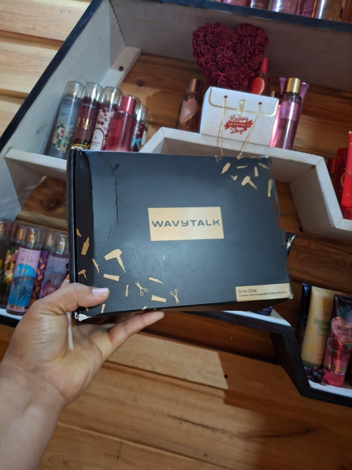 Wavytalk 5 in 1 Curling Wand Set with Thermal Brush and 4 Interchangeable Ceramic Curling Wand (0.5-1.25 inch), Instant Heat Up customer photo 1