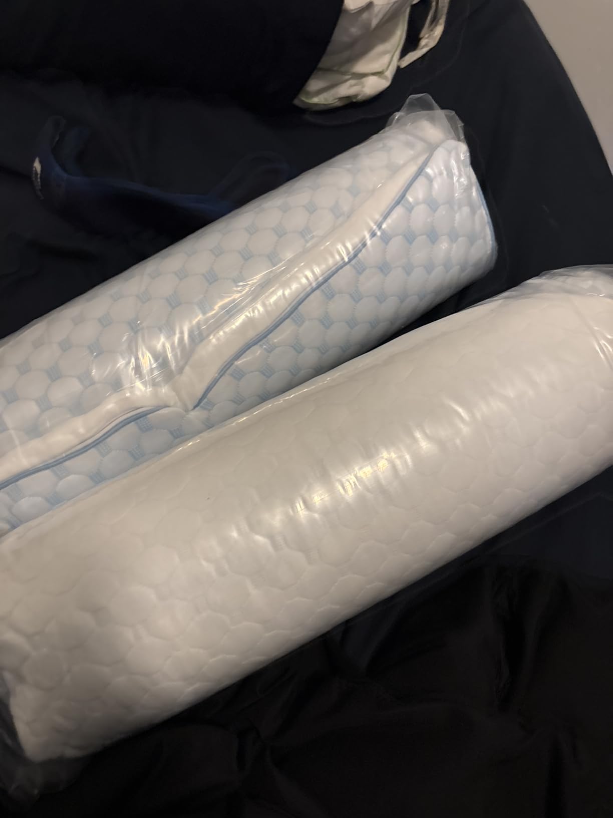 OSBED Cooling Adjustable Shredded Memory Foam Pillows Queen Size Set of 2 - Temperature-Regulating for All Sleepers with Dual Airflow Ventilation(CertiPUR-US & Hypoallergenic & Machine Washable) customer photo 2