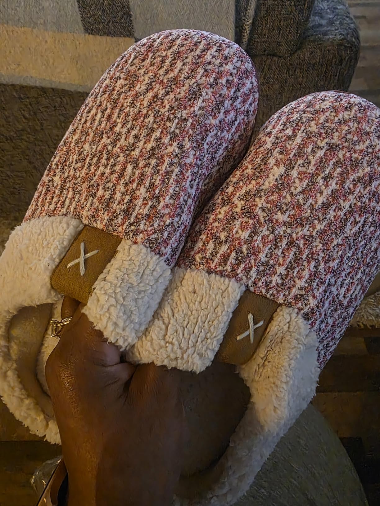 ULTRAIDEAS Women's Indoor Bedroom Slipper with Memory Foam, Wool-Like House Shoe with Anti-Skid Rubber Sole customer photo 2