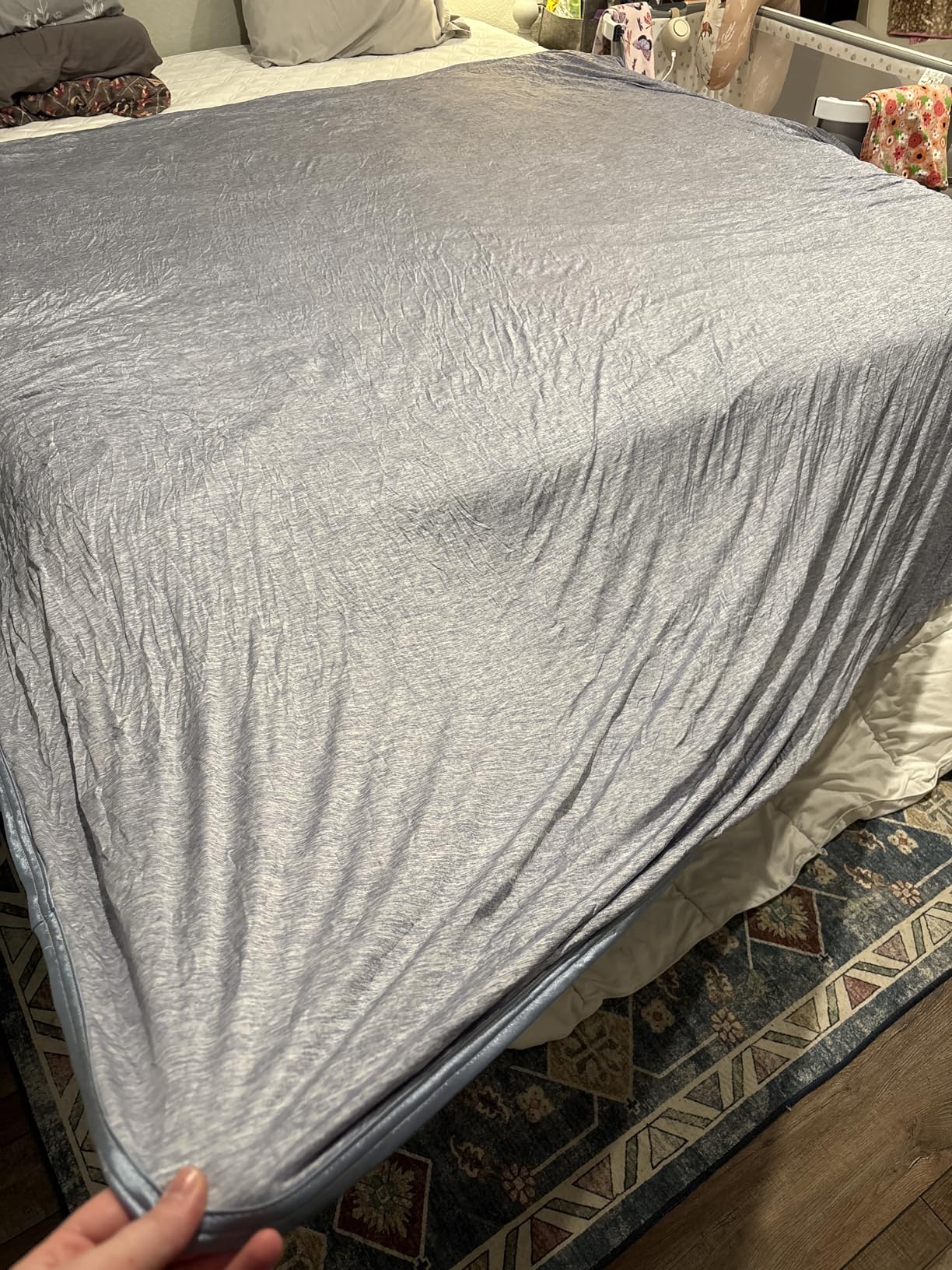 HOMFINE Cooling Blanket for Hot Sleepers - Summer Blanket Thin Lightweight Breathable Soft Double Side Enhanced Cooling for Bed Couch Sofa, Keep Cool for Night Sweats (Grey, 60 x 80 inches) customer photo 2