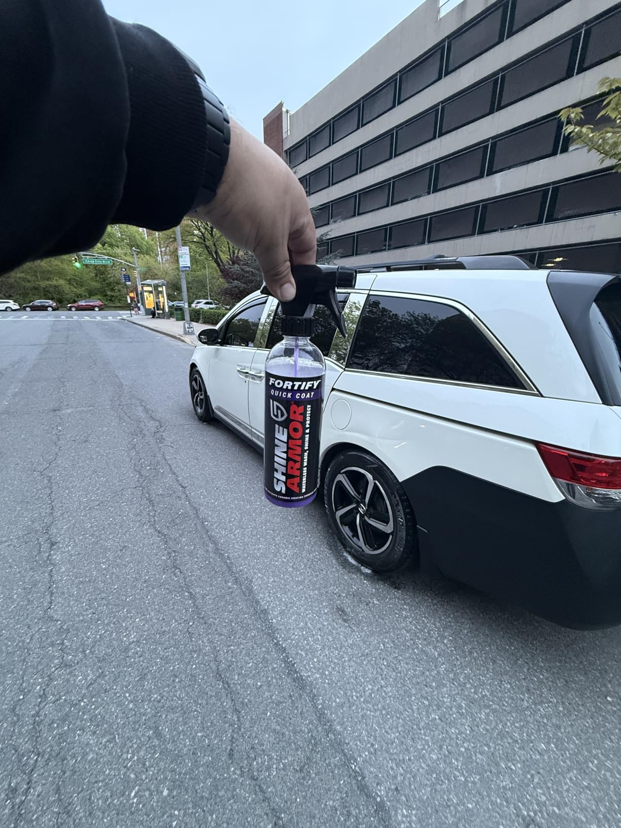 SHINE ARMOR Fortify Quick Coat: 3-in-1 Complete Detailing Spray - Car Wax, Waterless Wash and Ceramic Coating - Paint Protection for Cars, Trucks, Bikes and SUVs, Made in USA, 16floz customer photo 1