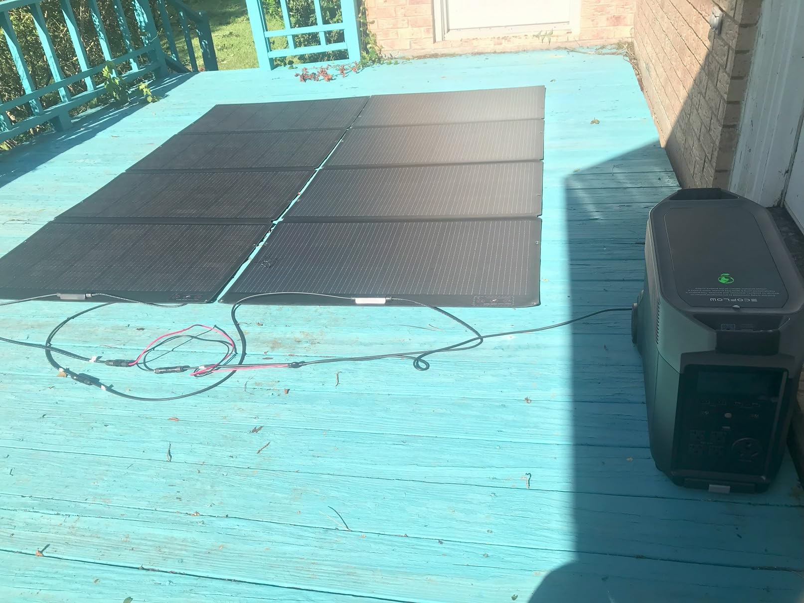 EcoFlow 400W Portable Solar Panel, Foldable & Durable, Complete with an Adjustable Kickstand Case, Waterproof IP68 for Outdoor Adventures customer photo 1