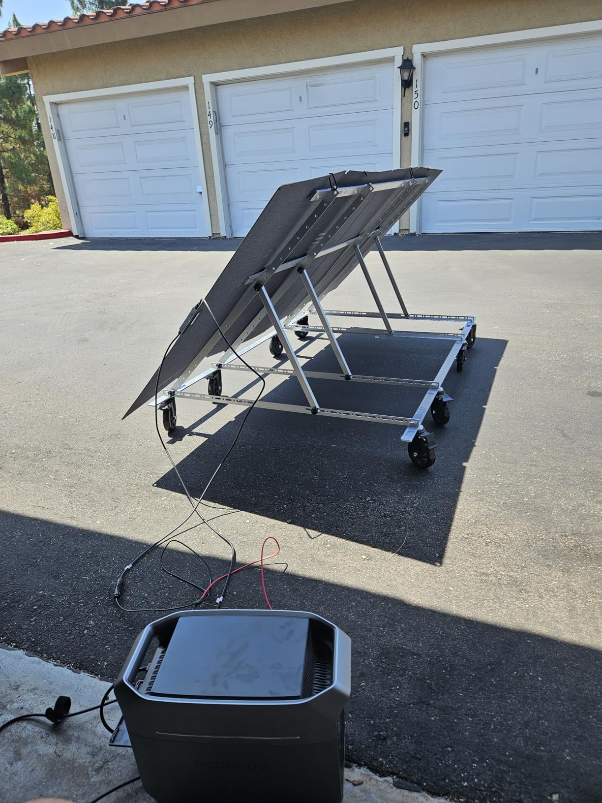 EcoFlow 400W Portable Solar Panel, Foldable & Durable, Complete with an Adjustable Kickstand Case, Waterproof IP68 for Outdoor Adventures customer photo 2