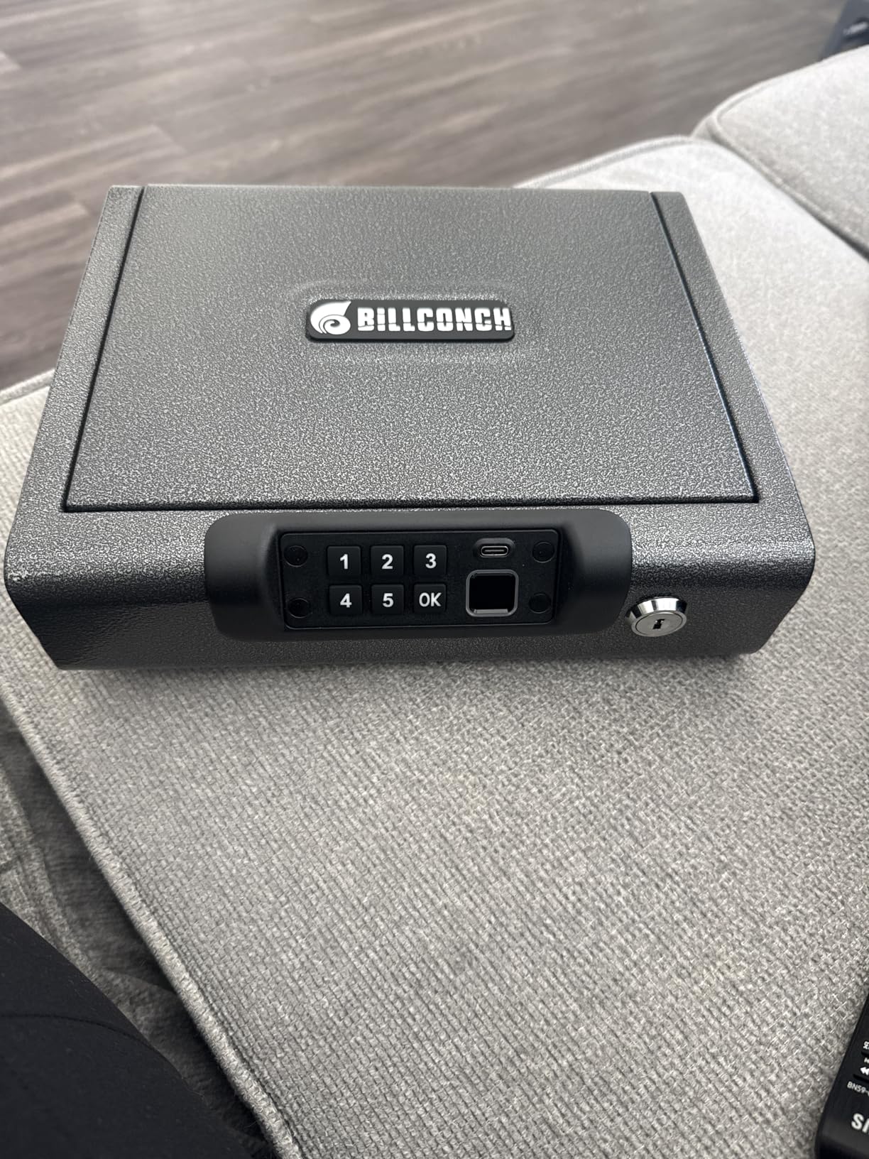 BILLCONCH Cabinet Safes Biometric Gun Safe Portable Pistol Safes Electronic Lock Box Key Access with LED Light Silent Mode Bedside Gun Safe for Pistols customer photo 1
