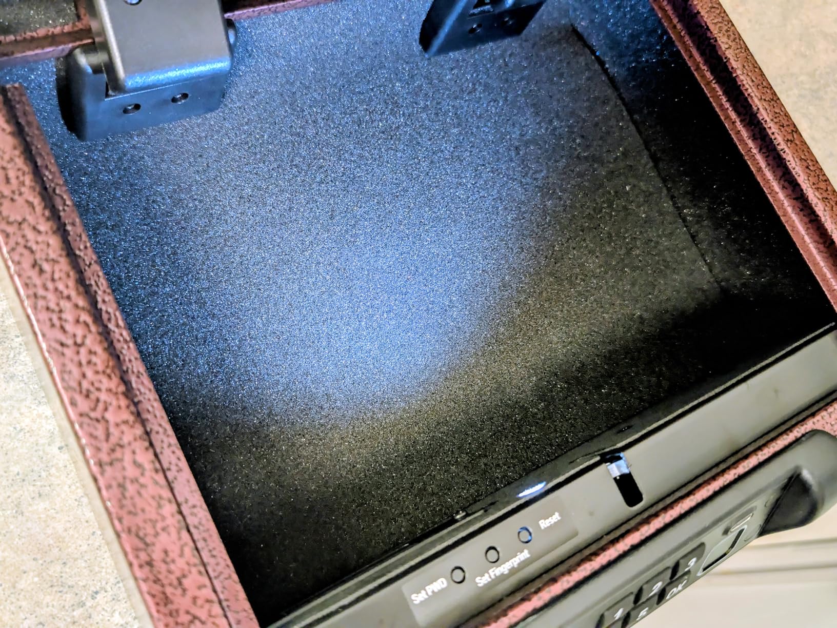 BILLCONCH Cabinet Safes Biometric Gun Safe Portable Pistol Safes Electronic Lock Box Key Access with LED Light Silent Mode Bedside Gun Safe for Pistols customer photo 2