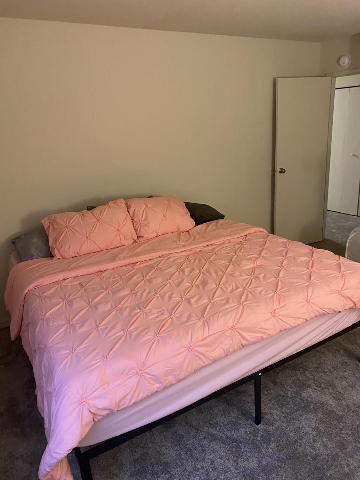 NEW JETO Metal Bed Frame, Queen Size Bed Frame with Storage Space, Heavy Duty Sturdy Mattress Foundation, Easy Assembly, No Box Spring Needed, Black, 14 Inch customer photo 2