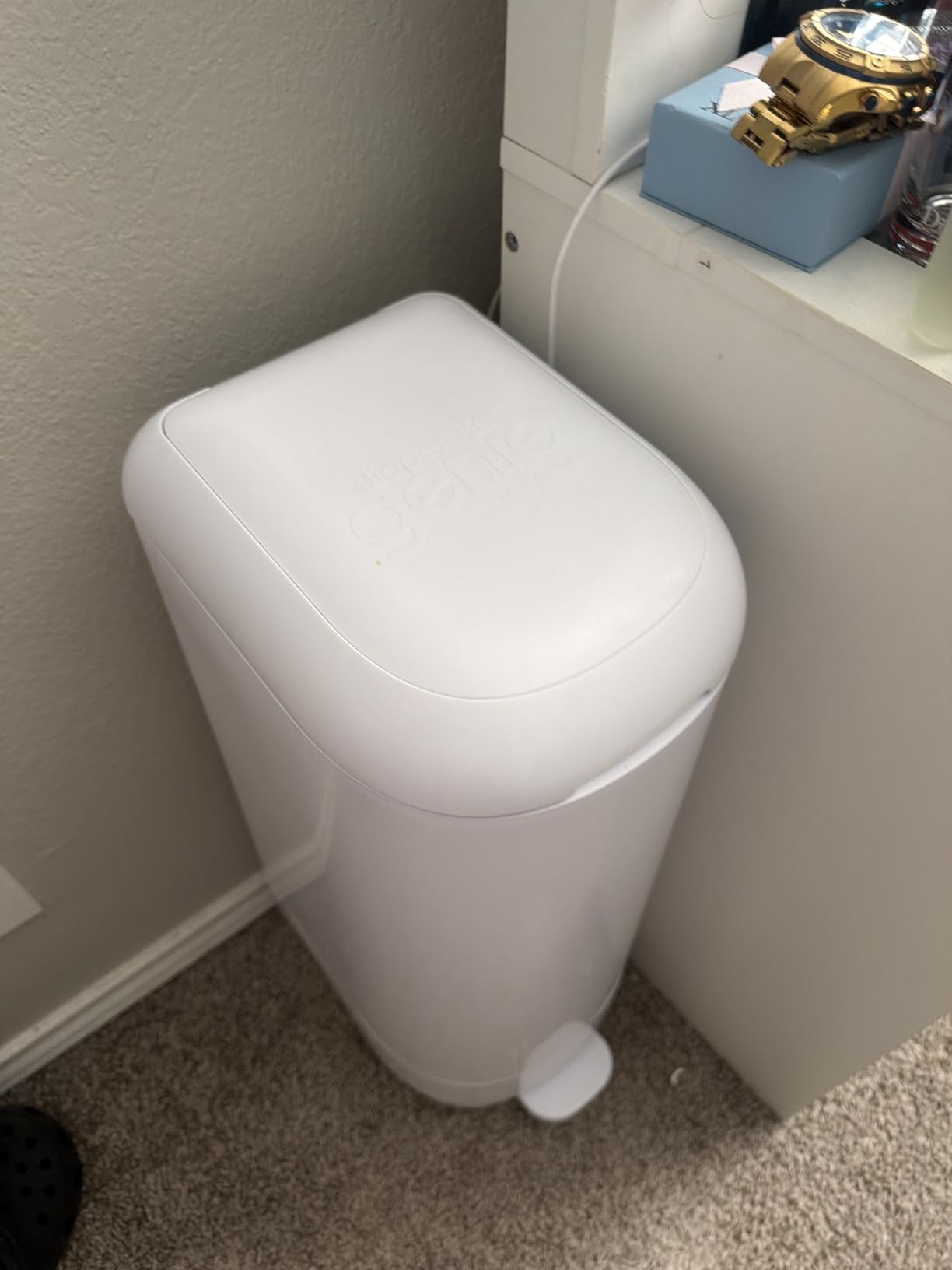 Diaper Genie Signature Pail Includes 1 Easy Roll Refill with 18 Bags | Holds Up to 846 Newborn-Sized Diapers Per Refill customer photo 1