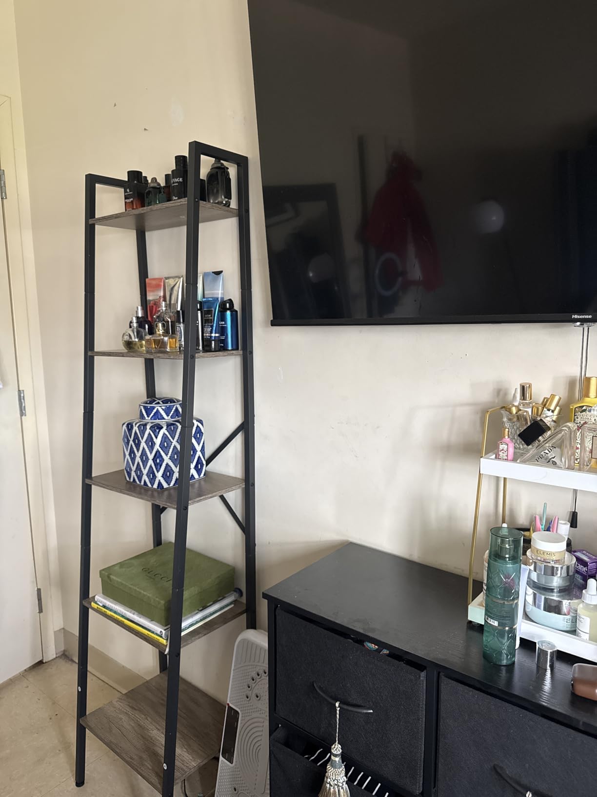 Hoctieon Industrial Ladder Bookshelf, Multifunctional Ladder Shelf, 5-Tier Tall Bookshelf, Open Ladder Shelf Bookcase, for Living Room, Home Office, Kitchen, Bedroom, Metal Frame, Rustic Brown customer photo 1