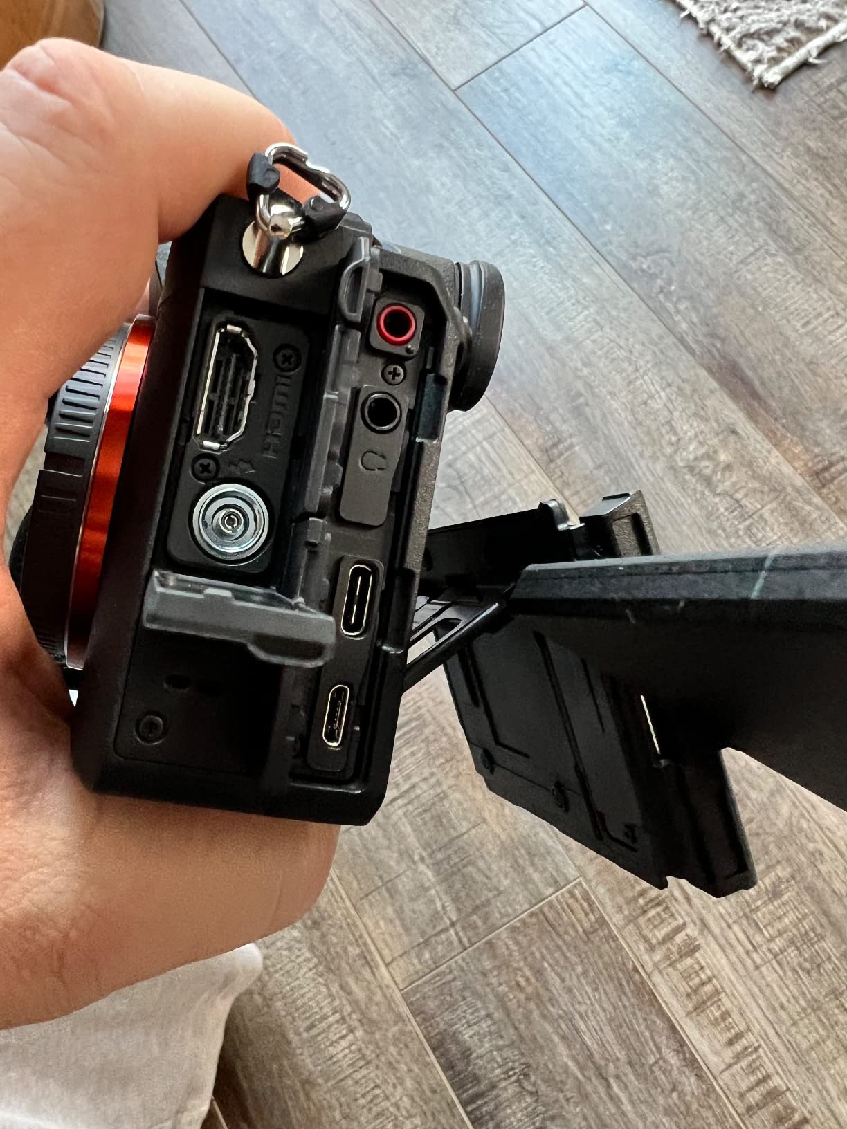 Sony Alpha 7R V Full-Frame Mirrorless Camera Interchangeable Lens (Body Only), High Resolution 61MP customer photo 2