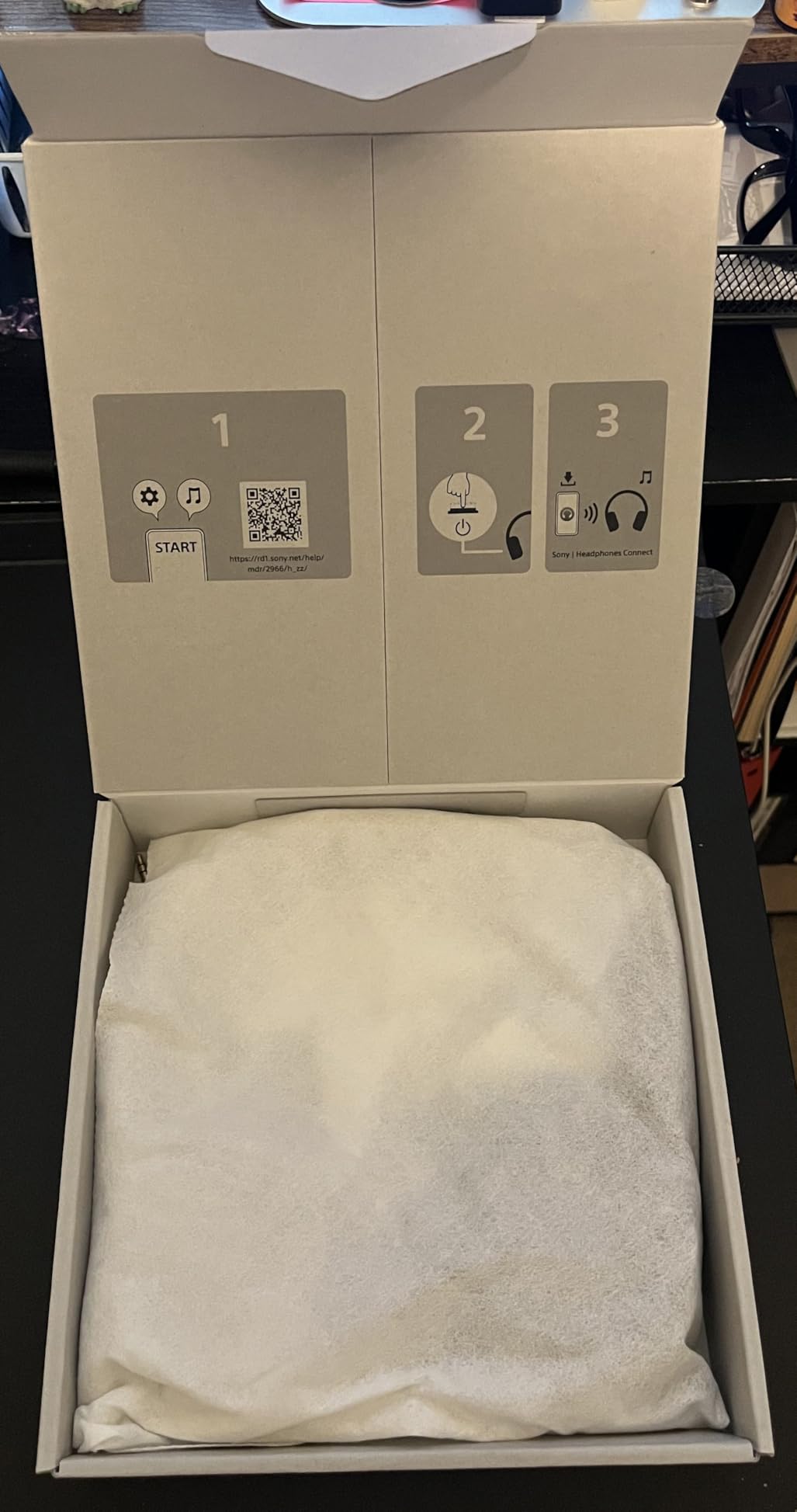 Sony WH-CH720N Noise Canceling Wireless Headphones Bluetooth Over The Ear Headset with Microphone and Alexa Built-in, White New customer photo 2