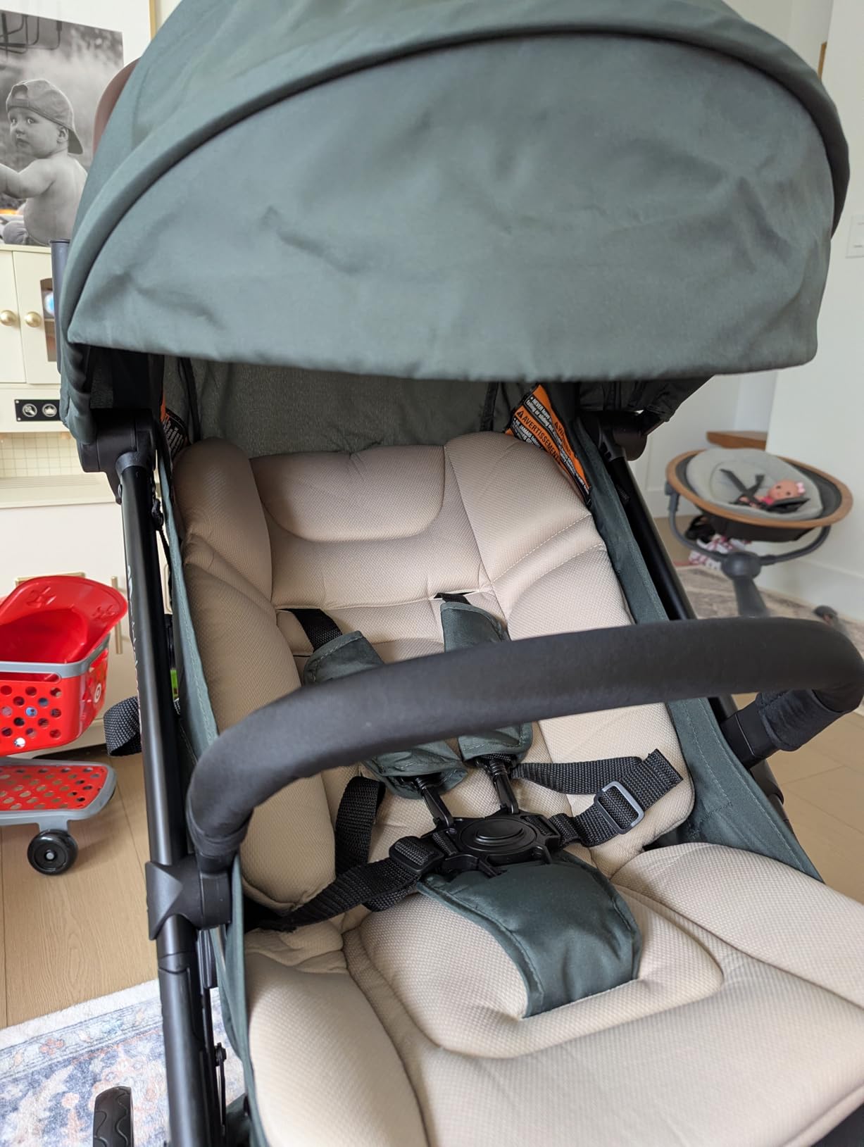 Ingenuity 3Dquickclose CS+ Compact Fold Stroller - Lightweight Stroller with Oversized Canopy, Extra-Large Storage and Compact Fold, Gray customer photo 2