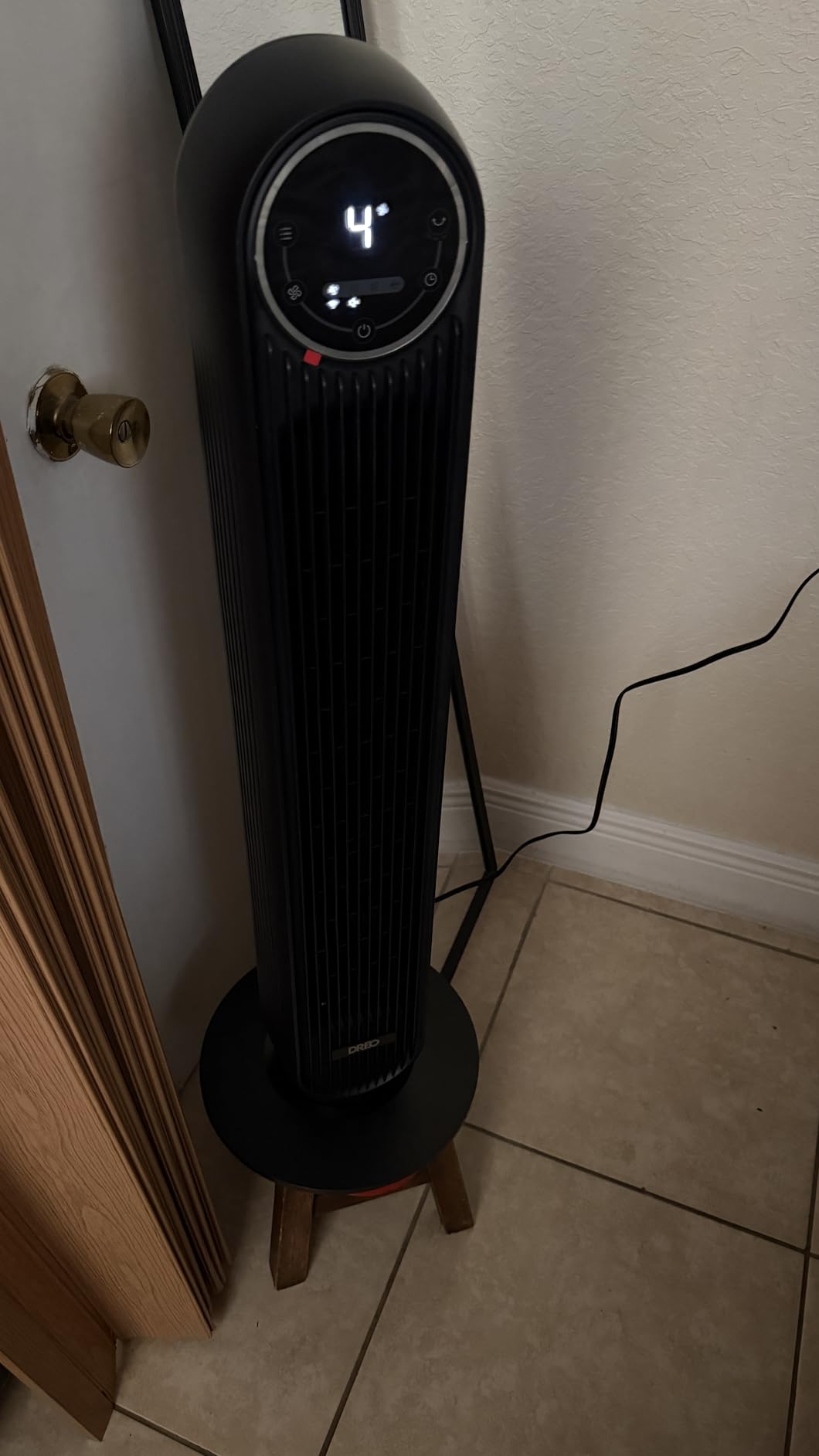 DREO Tower Fan for Bedroom, 25ft/s Smart Standing Fans, 90 Degree Oscillating Floor Fan with 4 Modes, 4 Speeds, 8H Timer, 28dB, Bladeless, Remote, Works with WiFi Voice Control customer photo 2