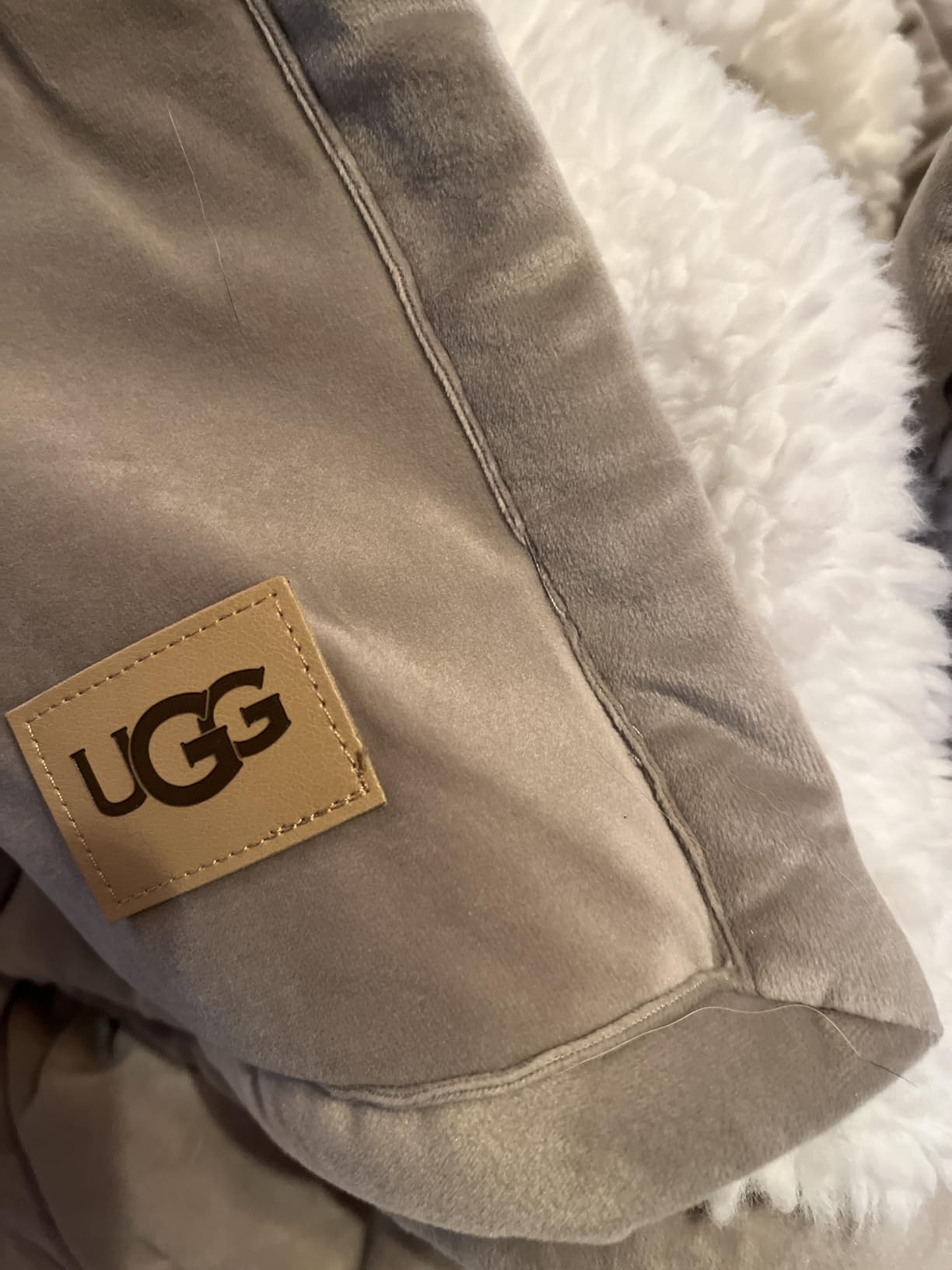 UGG Bliss Throw Blanket Plush Soft Fleece Fluffy Blankets for Bed or Couch Oversized Warm Reversible Machine Washable, 50-inch x 70-inch, Charcoal Grey customer photo 1