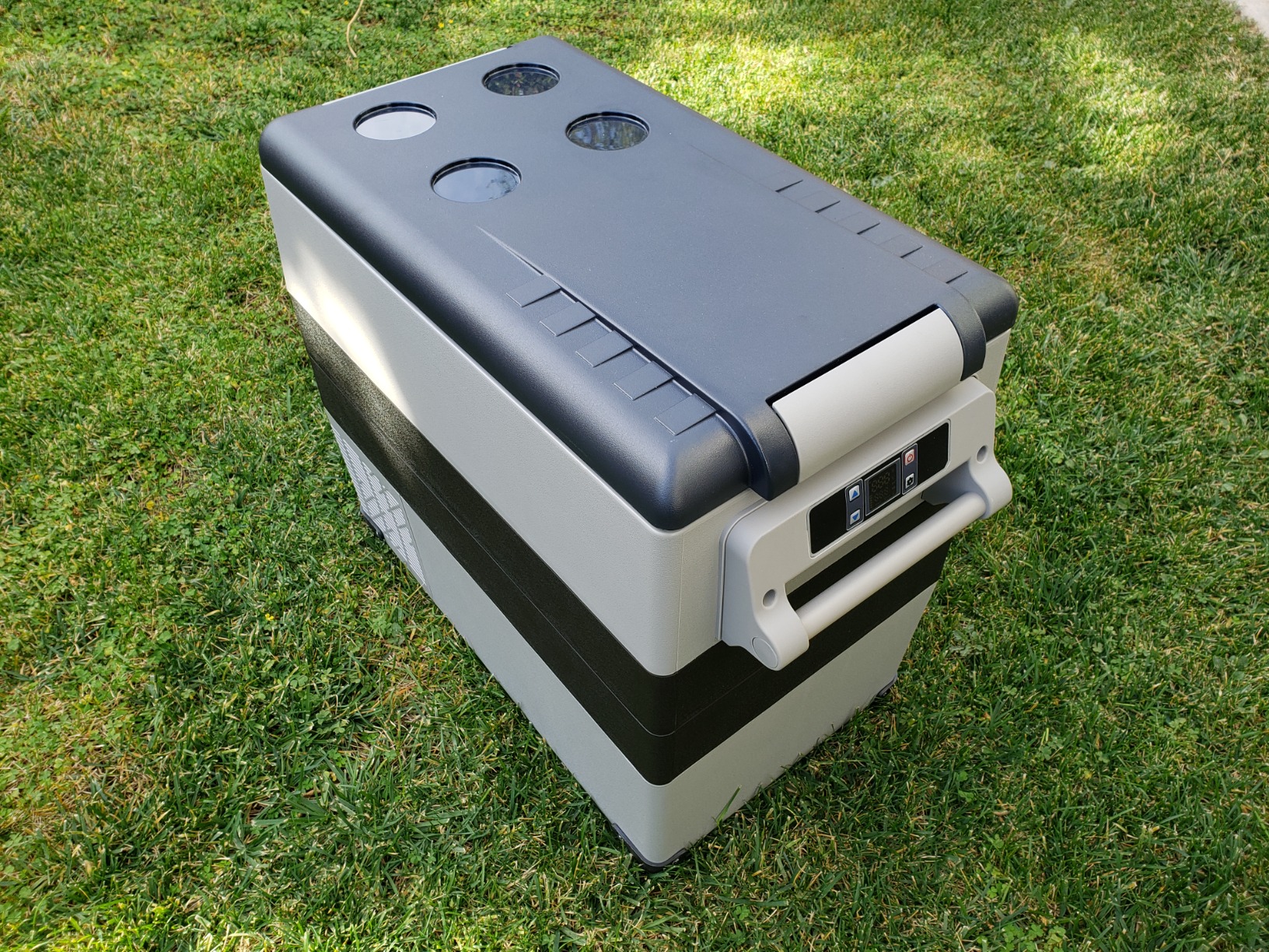 EUHOMY 12 Volt Refrigerator, 48QT(45L) Electric Cooler, 12V Fridge APP Control, 12V Cooler -4℉~68℉, Portable Freezer 12/24V DC 100-240V AC for Camping, Travel, Truck, Home customer photo 1
