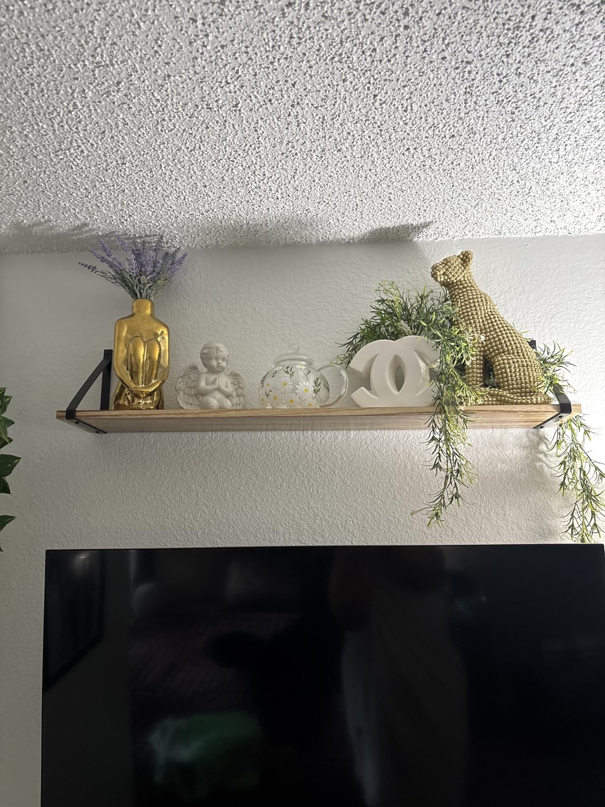 WOPITUES Wood Floating Shelves Set of 6, Shelves for Wall Decor, Farmhouse Shelf for Bedroom, Bathroom Storage Shelves, Book Shelves for Living Room - Rustic Brown customer photo 1