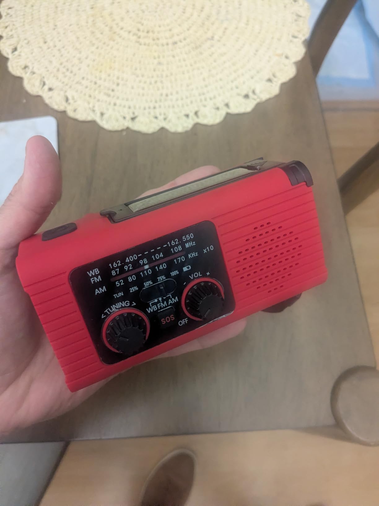 NITIGO Emergency Weather Radio, 4000mAh NOAA Weather Alert Radio Solar Charging, Hand Crank & USB Charged, AM/FM with LED Flashlight, Reading Lamp, SOS Alarm, Headphone Jack for Outdoor Indoor customer photo 2