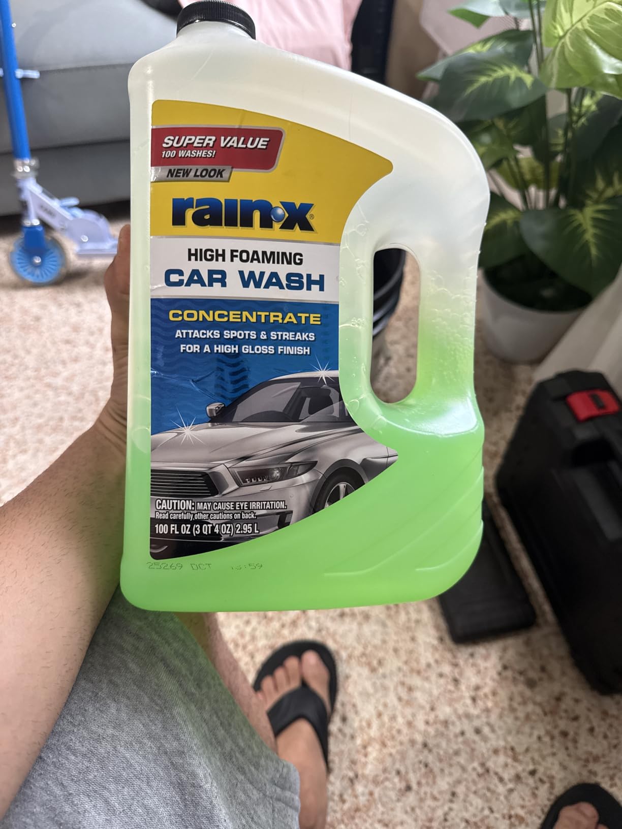 Rain-X 620191 Car Wash - 100 fl oz. High-Foaming, Concentrated Formula for Greater Cleaning Action, Safely Lifting Dirt, Grime and Residues for an Exceptional Clean customer photo 1