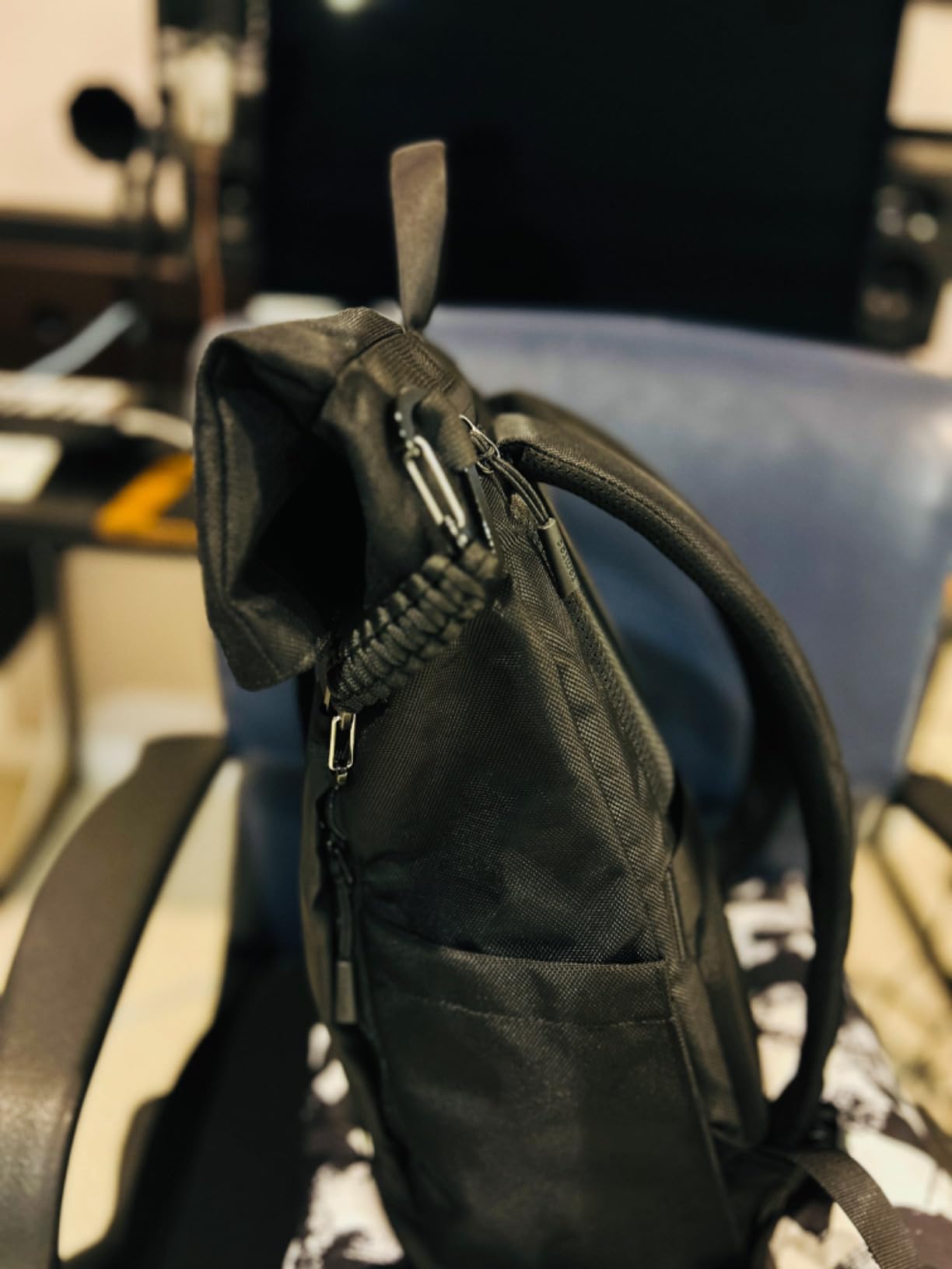 Fjällräven High Coast Foldsack 24 Backpack - Lightweight, Quick-Dry Fabric, Water-Resistant Design - Hiking, Travel, Black customer photo 1