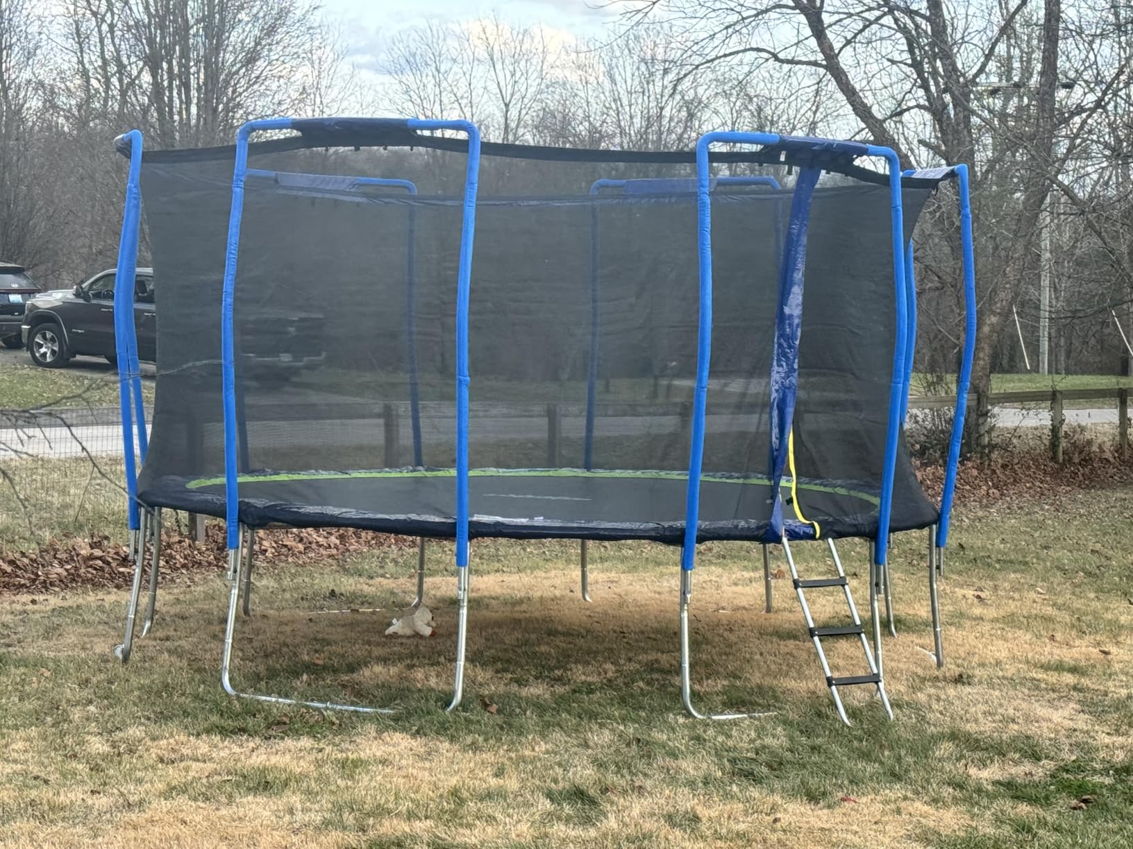 Zupapa 1800LBS Capacity No-Gap Design 16 15 14 12 10FT Trampoline with Safety Enclosure Net and Non-Slip Ladder 10-Year Quality Assurance Perfect for Kids Family Outdoor Backyard Fun customer photo 2