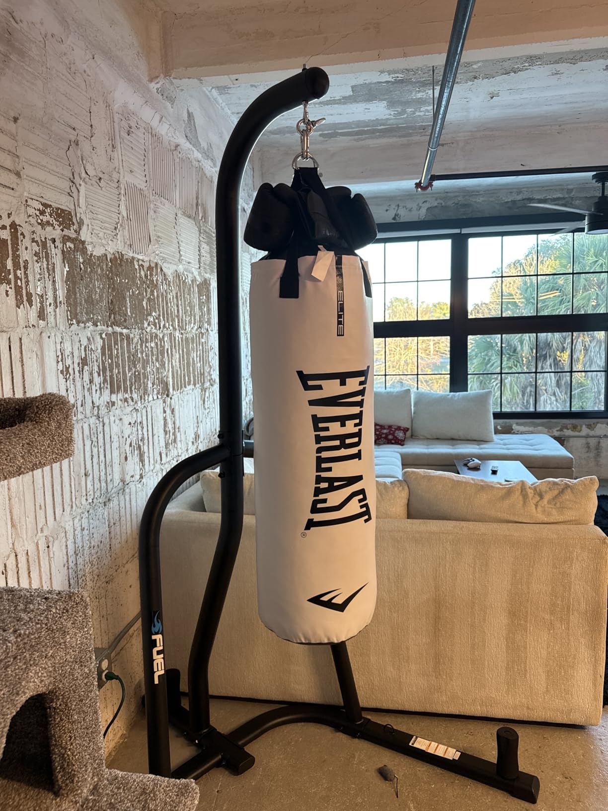 Everlast Elite Punching Bag - Hanging Heavy Bag for Adults with Dual Strap System | Durable Boxing Bag customer photo 1