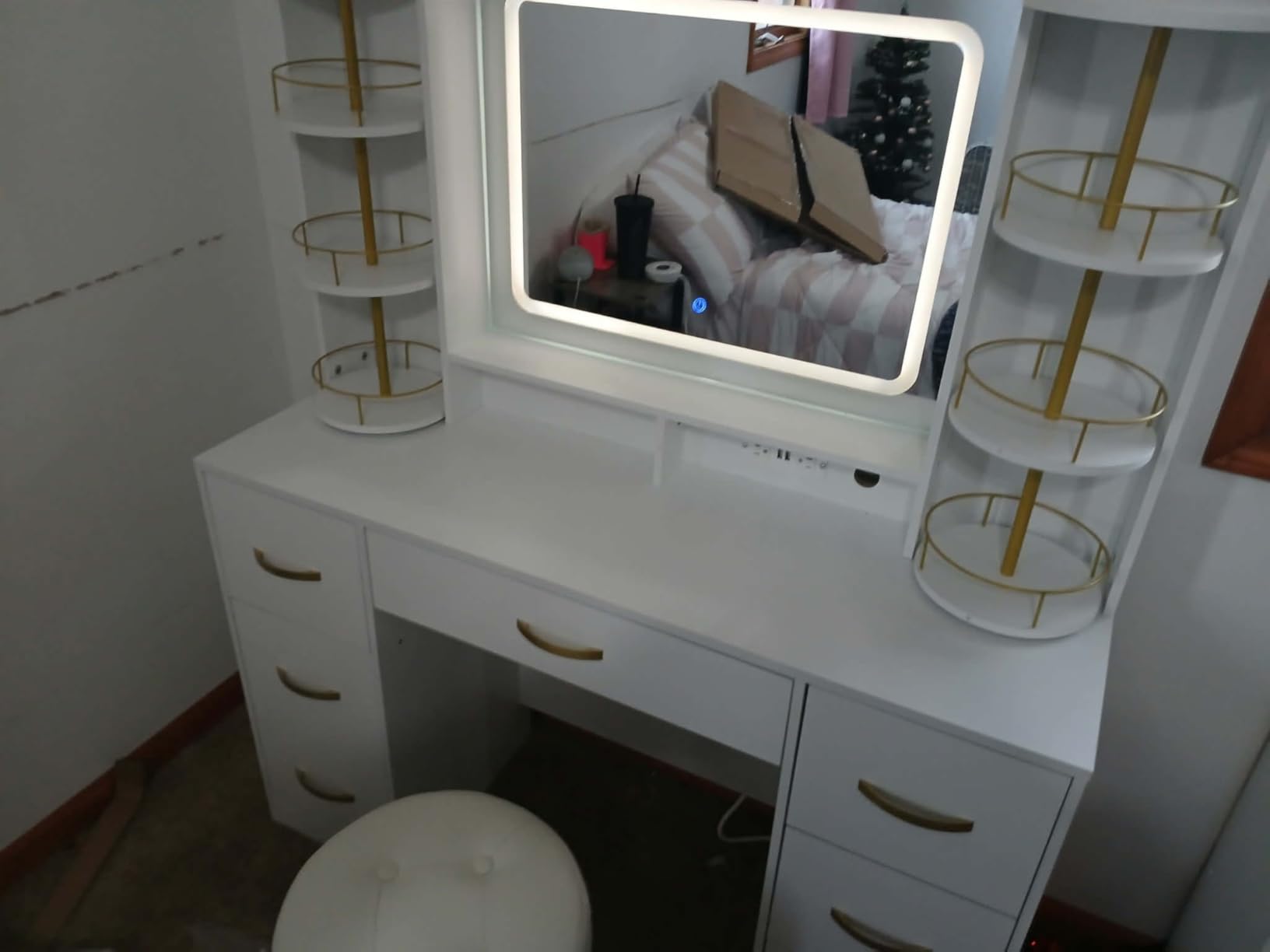 White Makeup Vanity Desk with Mirror and Lights, Large Vanity Table Set with Charging Station, Dressing Table with RGB Cabinets, Makeup Vanity Mirror with Light Desk and Drawers, 3 LED Light Modes customer photo 2