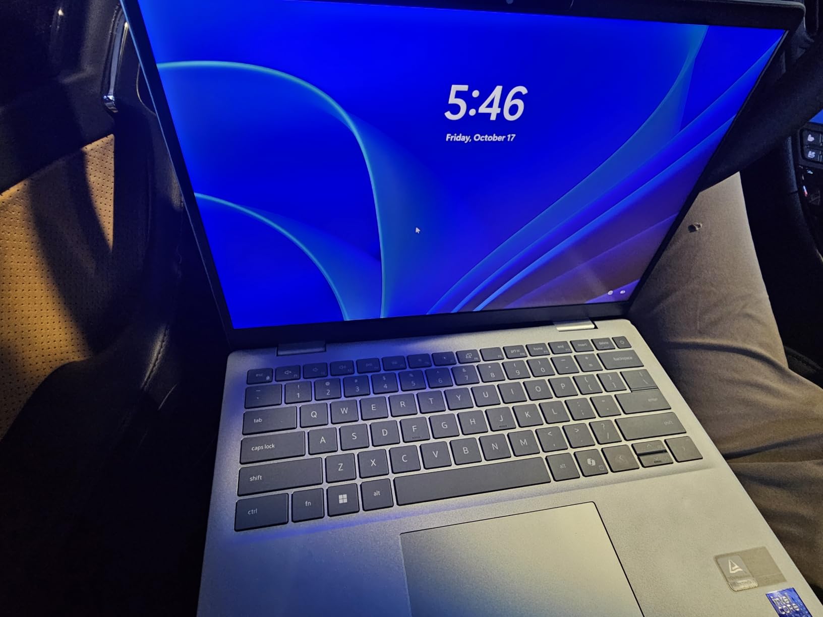 Dell 14 Plus Laptop - 14-inch 16:10 2.5K Display, Intel Core Ultra 9-288V, 32GB LPDDR5X RAM, 1TB SSD, Intel Arc Graphics, Backlit Keyboard customer photo 2