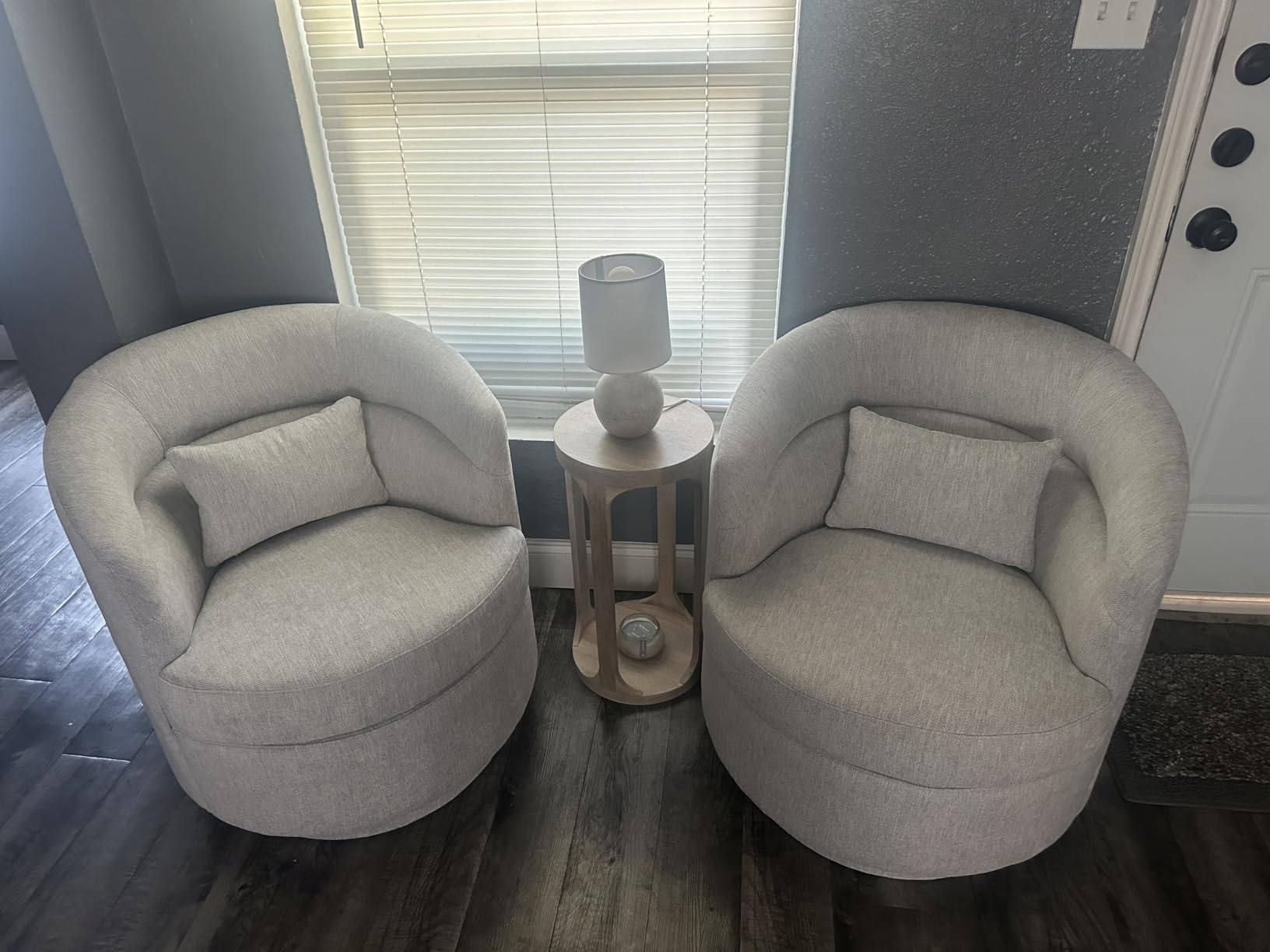 CANMOV Swivel Accent Chair, 360 Degree Round Swivel Barrel Chair with Pillow, Upholstered Comfy Barrel Armchair Single Club Sofa Chair for Living Room, Bedroom, Reading Room, Grey customer photo 1