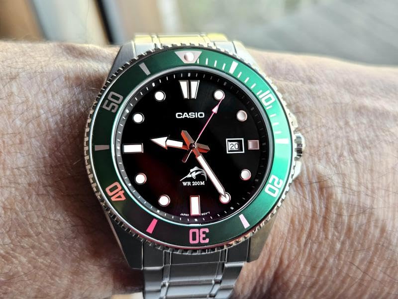 Casio MDV106 Series Unisex Analog Dive Watch with 200M WR and Date Display customer photo 2