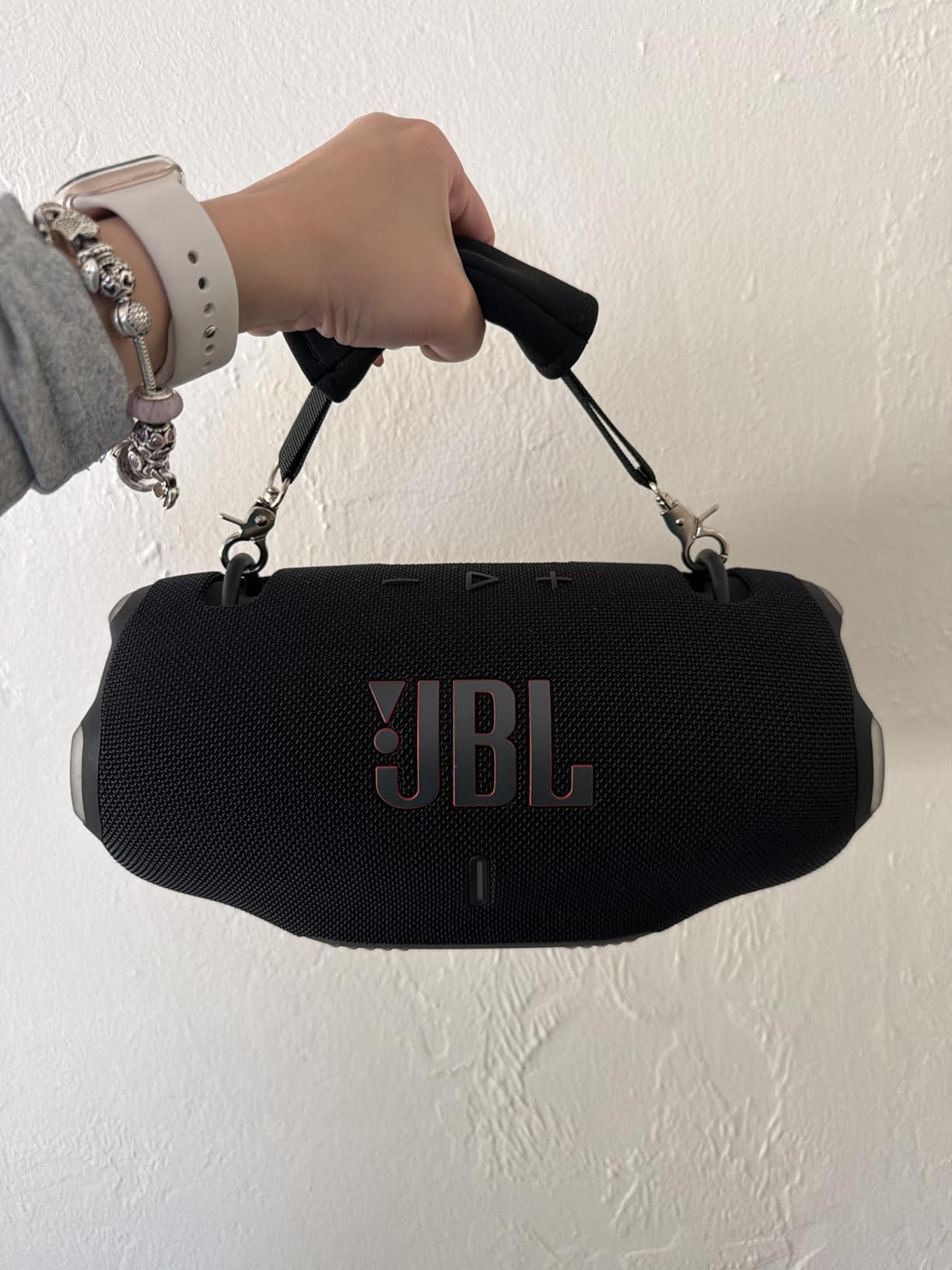 JBL Xtreme 4 - Portable Bluetooth Speaker, Powerful Sound and Deep Bass, IP67 Waterproof, 24 Hours Playtime, Powerbank, Auracast customer photo 1