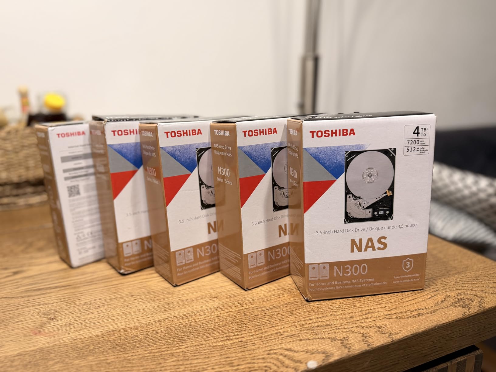 Toshiba N300 PRO 6TB Large-Sized Business NAS 3.5-Inch Internal Hard Drive - Up to 300 TB/Year Workload Rate CMR SATA 6 GB/s 7200 RPM 512 MB Cache - HDWG760XZSTB customer photo 1
