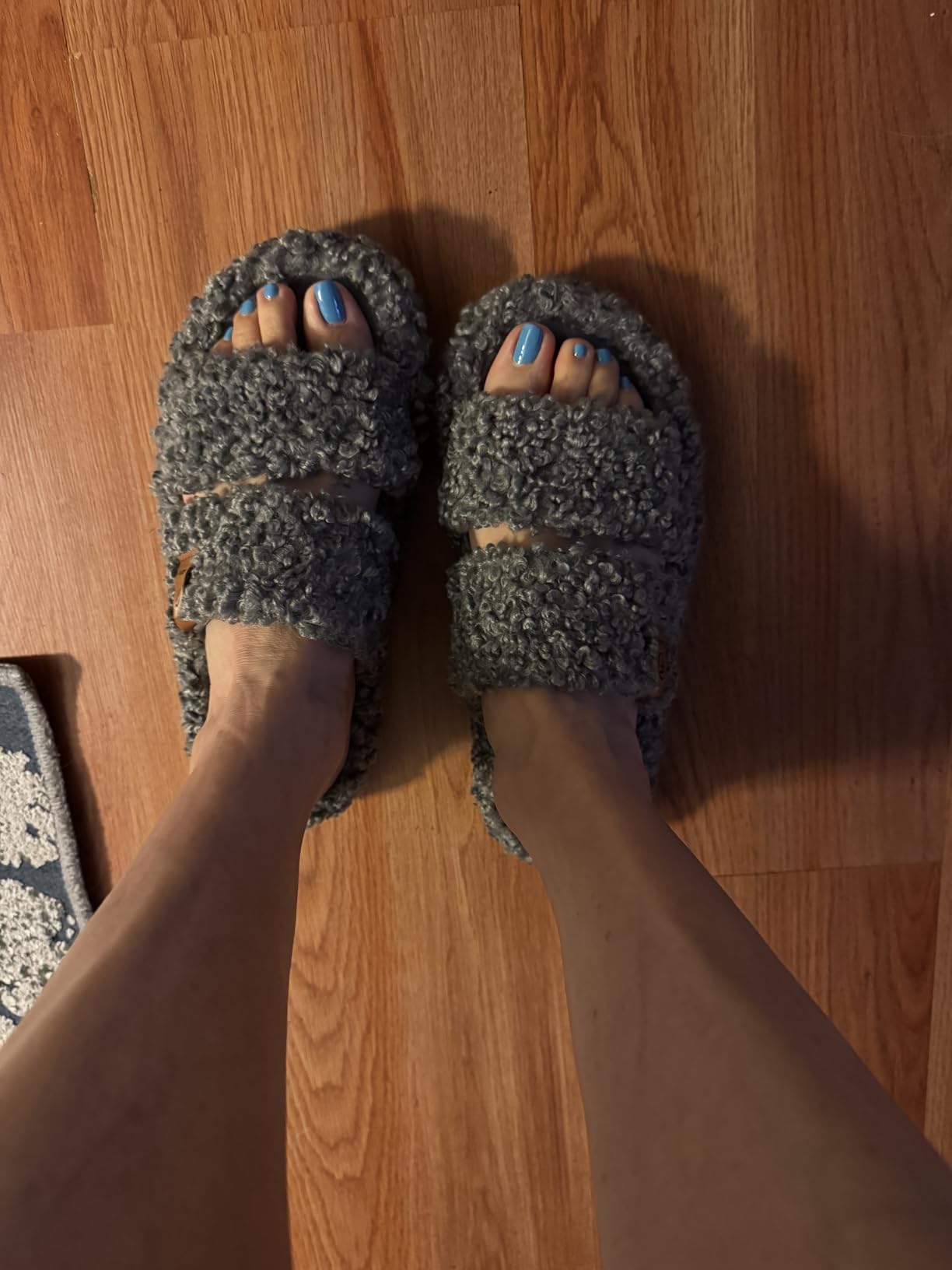 EverFoams Womens Fuzzy Open-toe Slippers Soft Comfy Memory Foam Indoor House Shoes customer photo 2