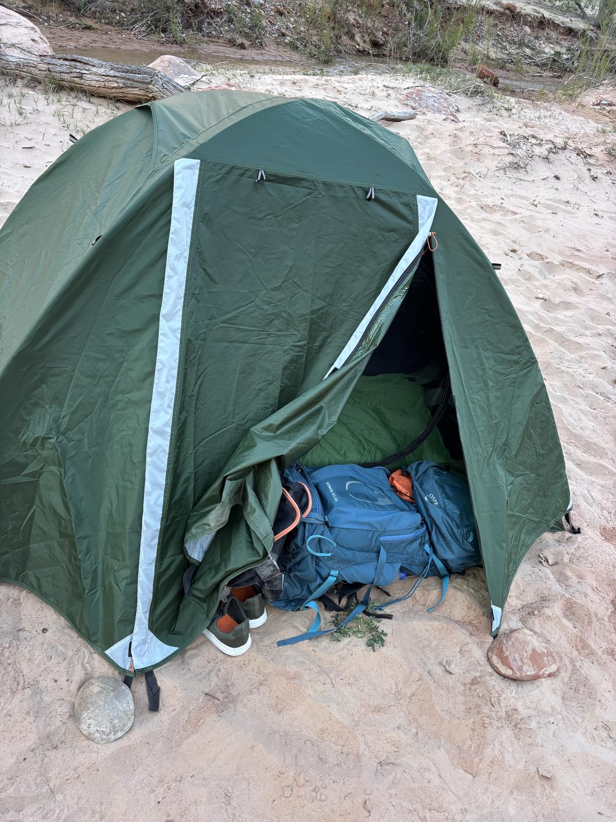 Clostnature Lightweight Backpacking Tent - 6 Person Ultralight Waterproof Camping Tent, 3 Season Large Size Easy Setup Tent for Family, Outdoor, Hiking and Mountaineering customer photo 1