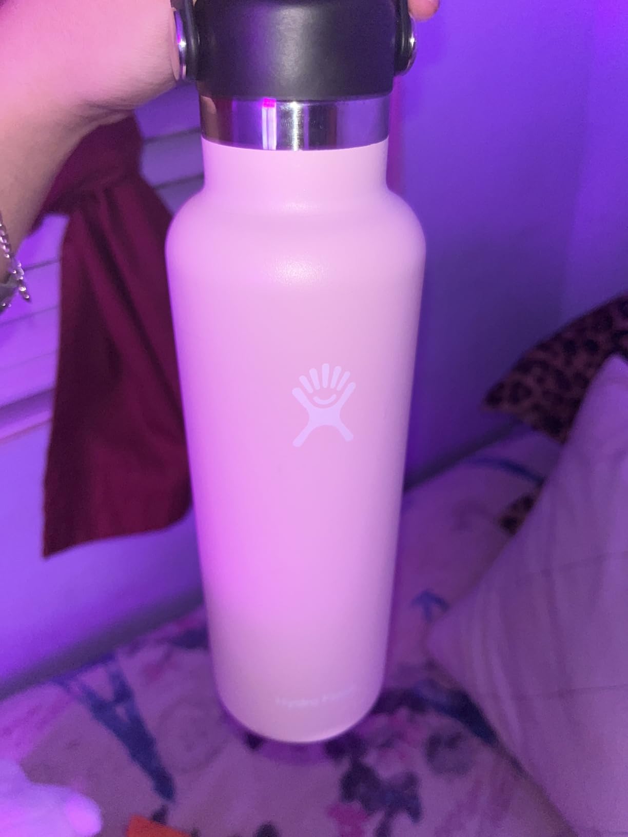 Hydro Flask Water Bottle - Insulated Stainless Steel - Non Spill, Leakproof in 24 Oz Agave Green customer photo 1