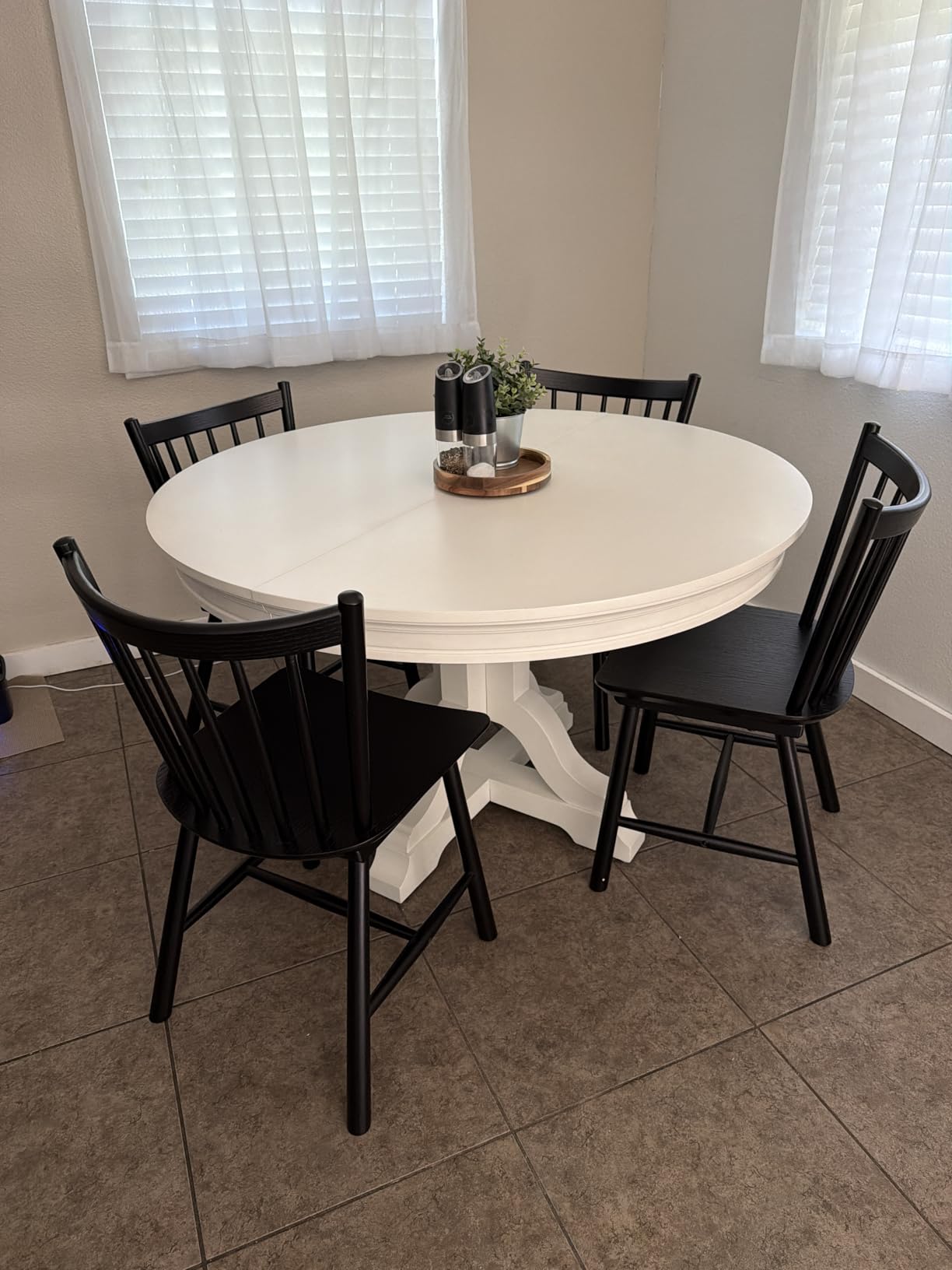 LUE BONA Upgraded Dining Chairs Set of 4, Farmhouse Wooden Spindle Back Kitchen Chairs, Windsor Style customer photo 1