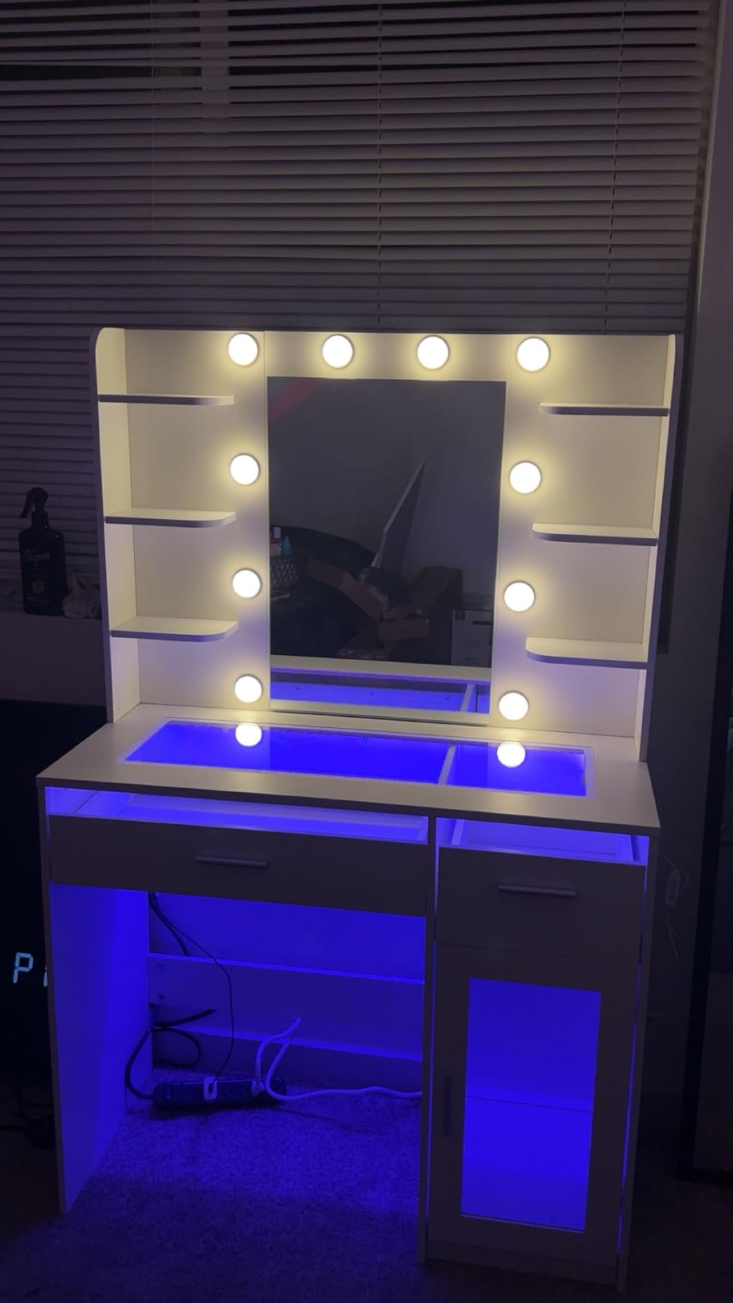 HUAHUU Vanity Desk with Mirror and Lights, Makeup Vanity Desk with Lights 3 Colors, Transparent Top Vanity with 2 RGB Drawers, 6 Shelves, Large Tempered Cabinet, Power Outlet, for Bedroom, White customer photo 2