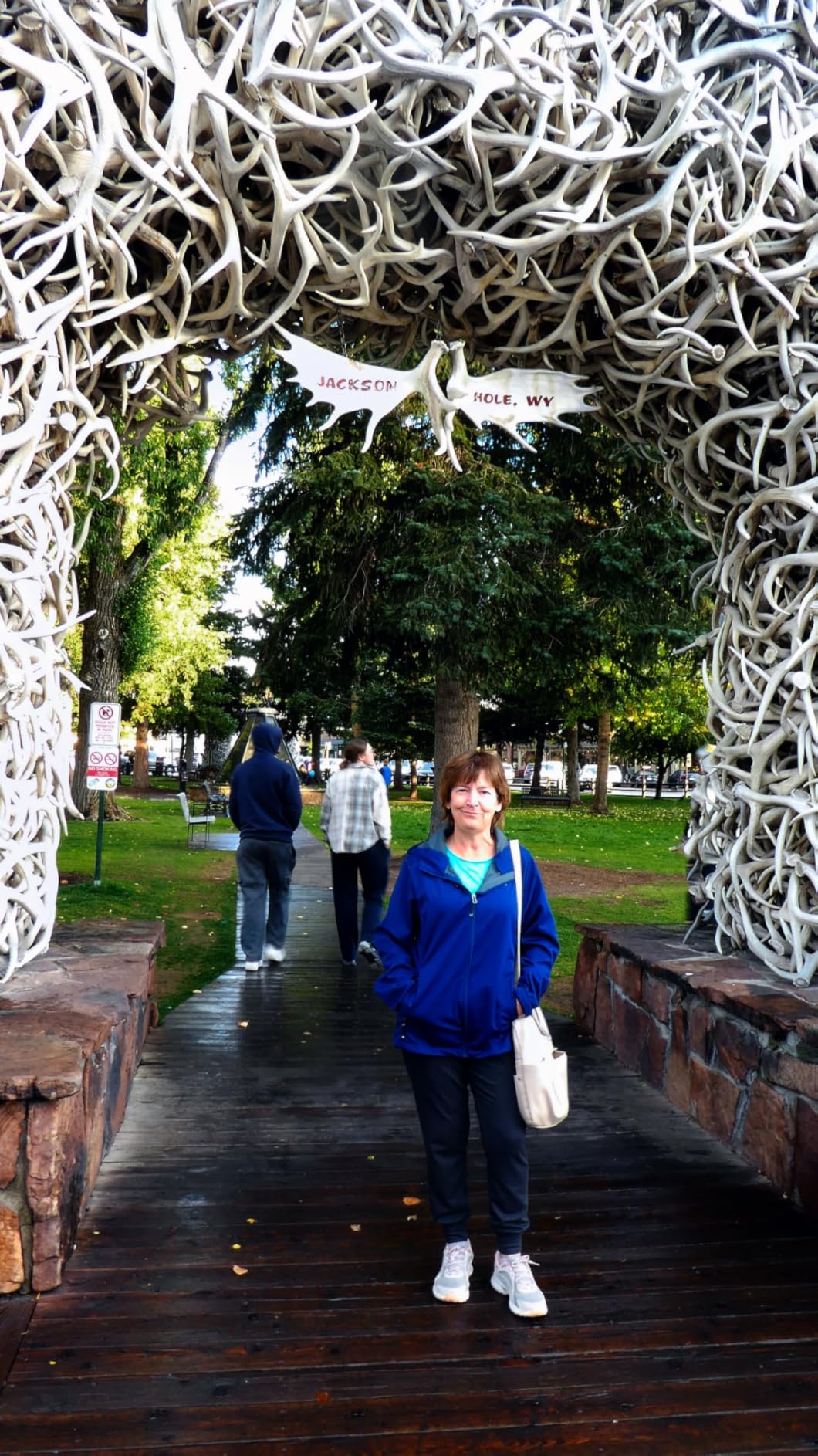 Women's Softshell Jacket with Hood Waterproof Lightweight Windbreaker Windproof Rain Shell Jacket customer photo 1