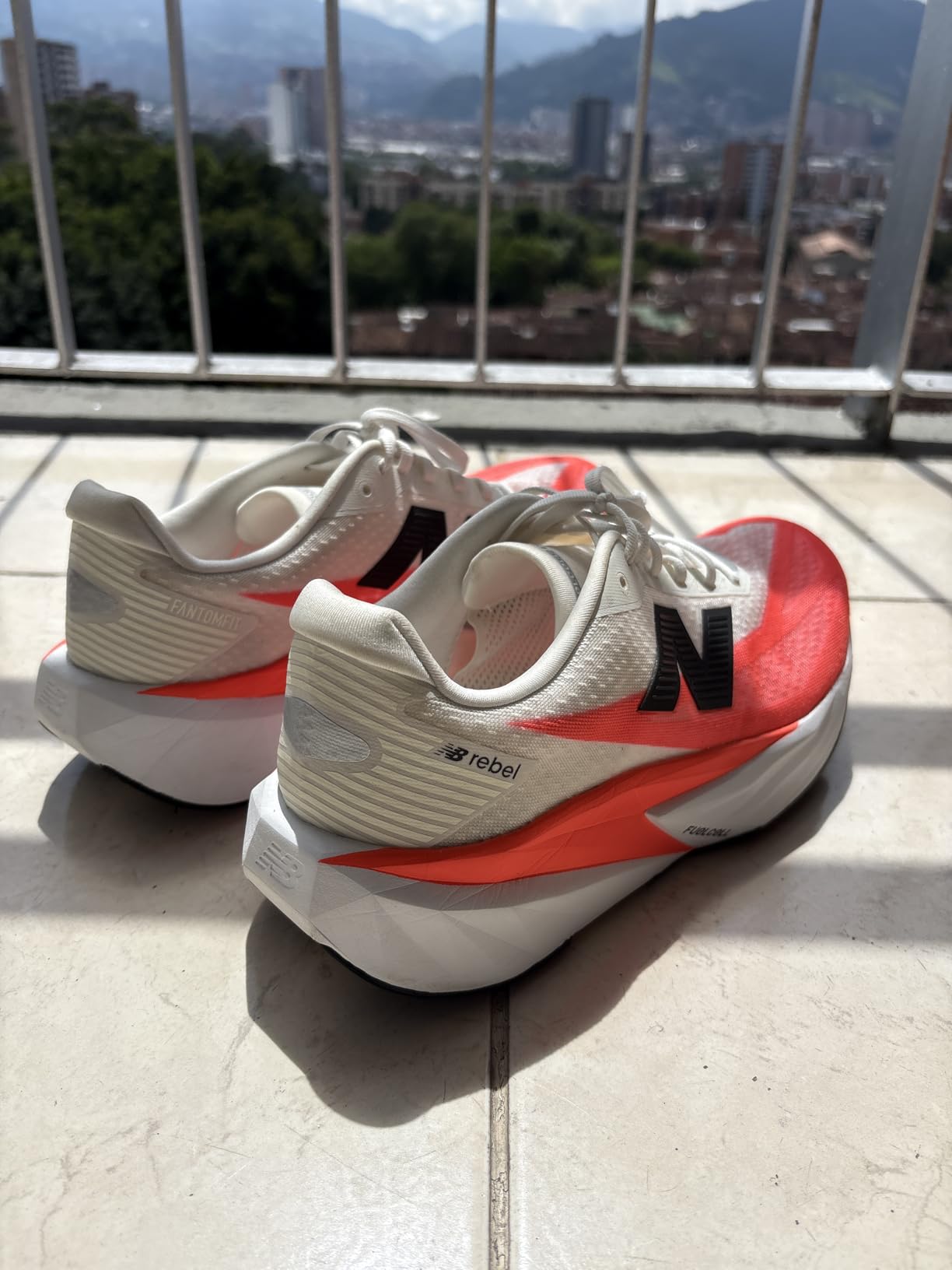 New Balance Men's FuelCell Rebel V5 customer photo 1