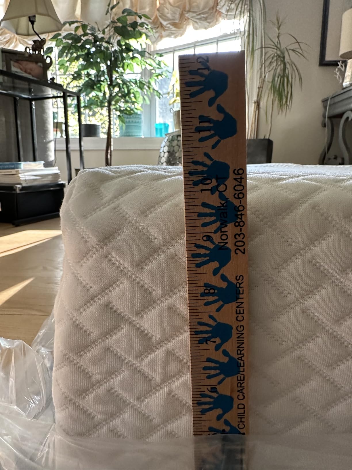 EGOHOME 10 Inch Queen Mattress, Memory Foam Mattress in a Box with Cooling Green Tea Gel, Relieve Pressure with Medium Firm Support, CertiPUR-US Certified, 80''L x 60''W, White customer photo 2
