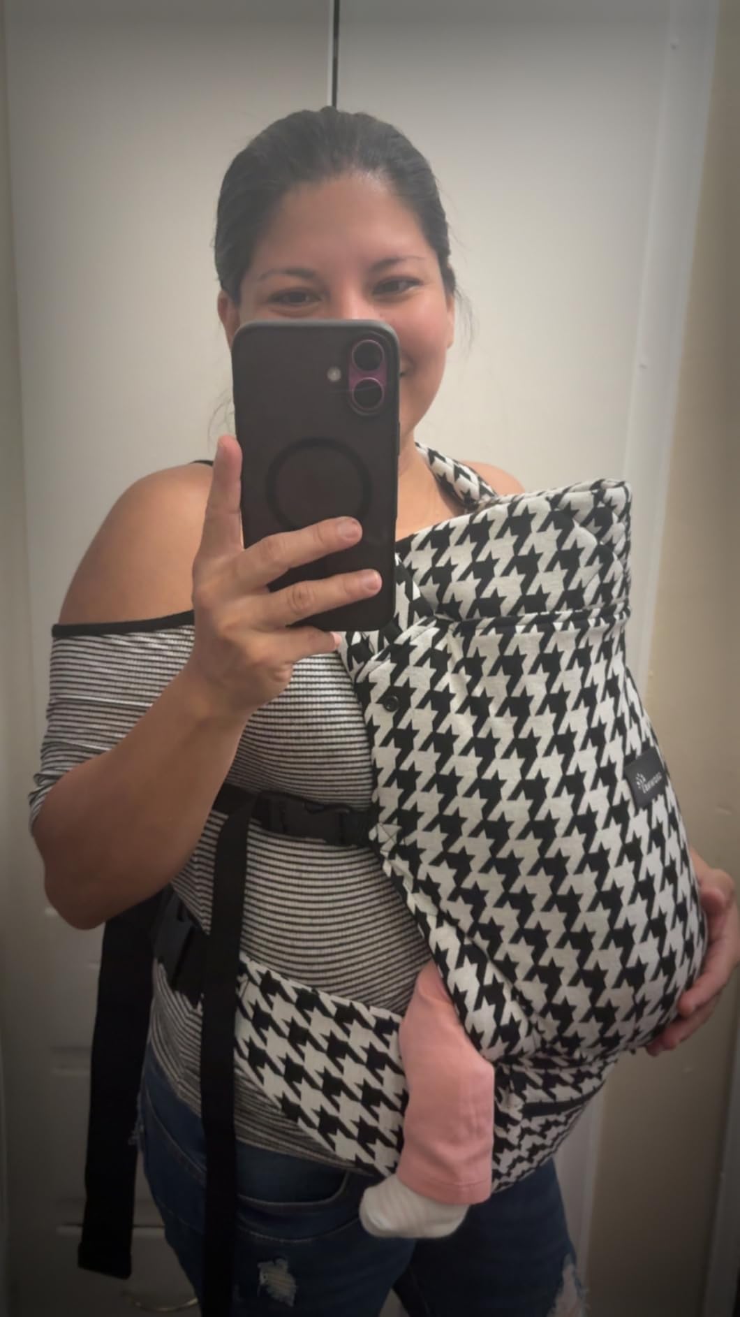GROWNSY Baby Carrier Newborn to Toddler, Lightweight Ergonomic 7-44 lbs Newborn Carrier with Head Support, Easy to Wear Hands Free Infant Carrier for 0-36 Months, Houndstooth customer photo 1
