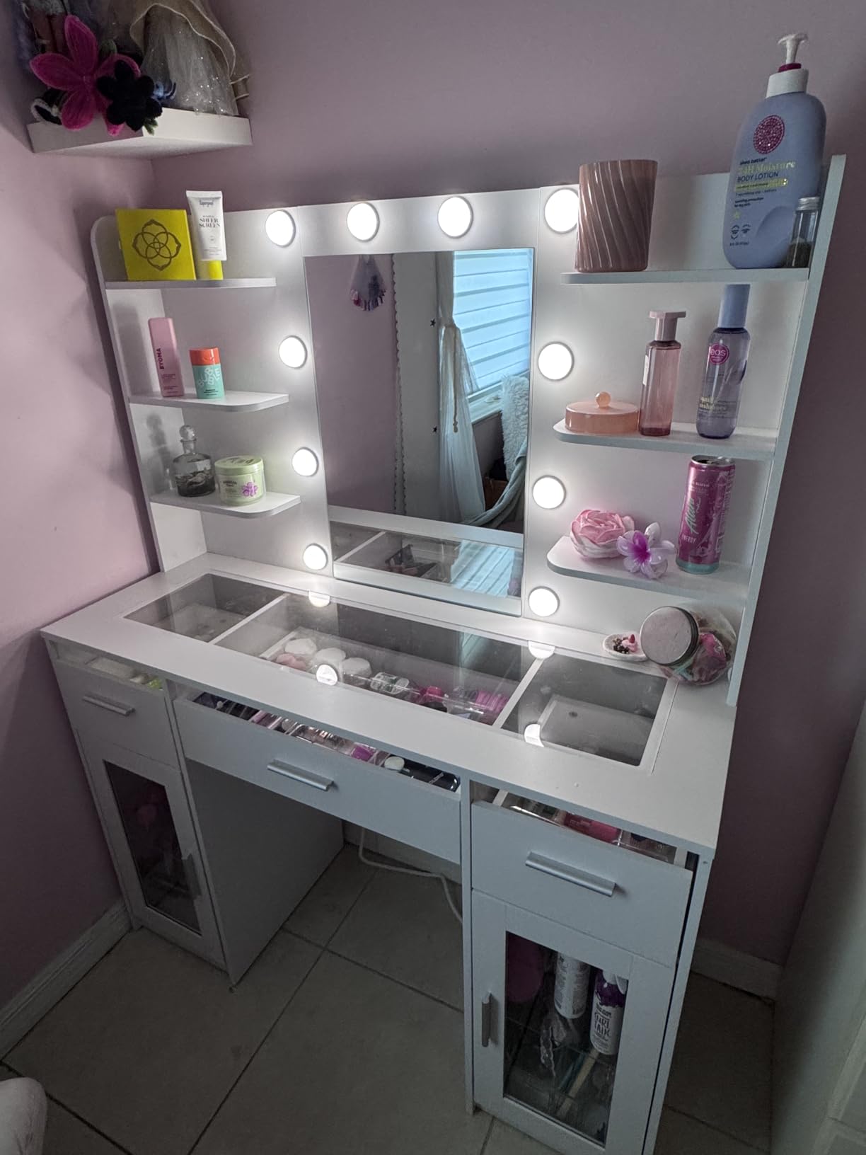 HUAHUU Vanity Desk, Makeup Vanity Desk with Mirror and Lights 3 Colors, Transparent Top with 3 RGB Drawers, 6 Shelves, 2 Large Tempered Cabinets, Power Outlet, for Bedroom, White customer photo 1