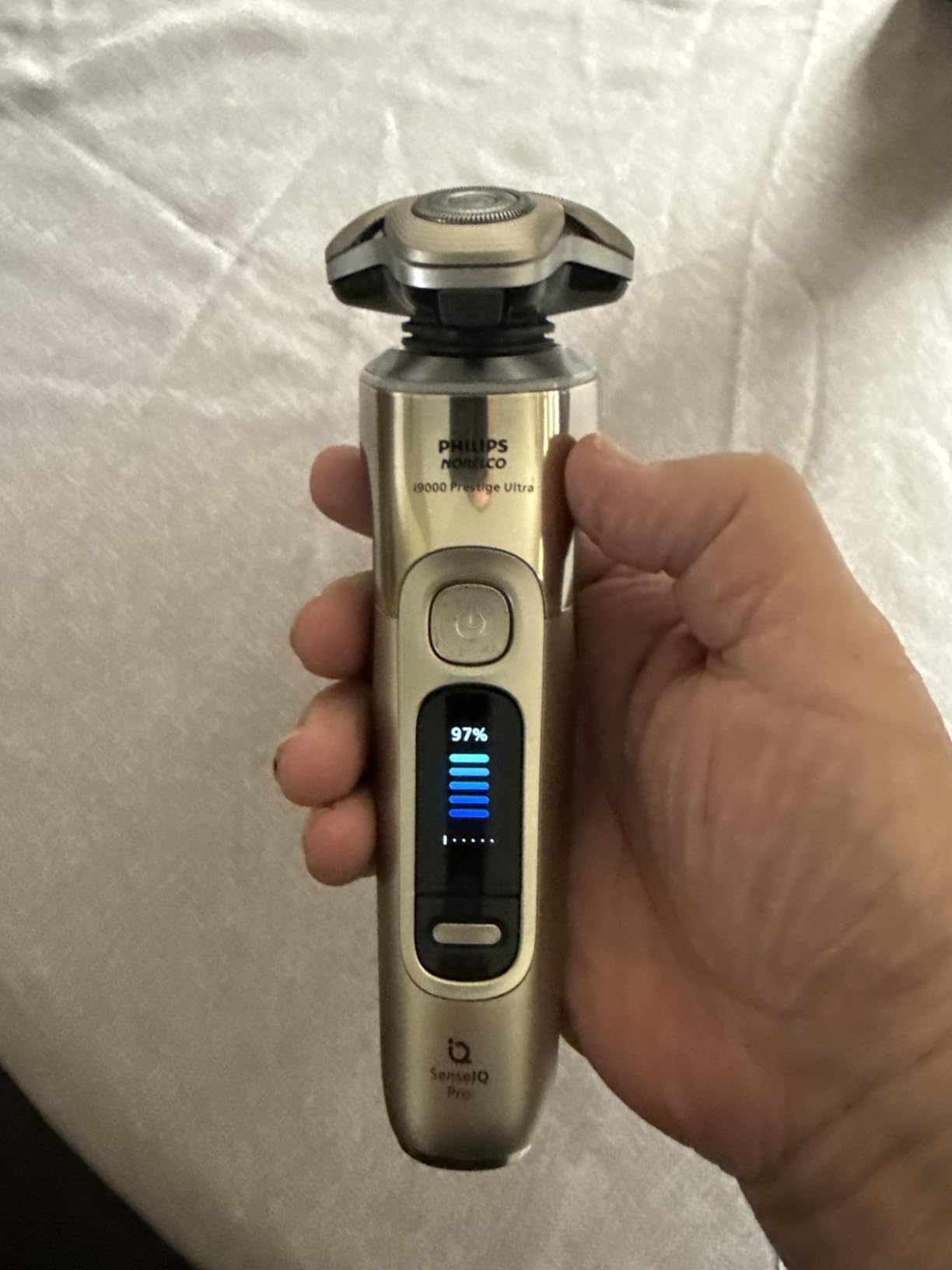 Philips Norelco Shaver i9000 Prestige Ultra, Wet & Dry Electric Shaver, White Gold, SenseIQ Pro Technology, Triple Lift & Cut System, 360 Rotating NanoTech Precision Blades, Beard Styler, XP9403/88 customer photo 1